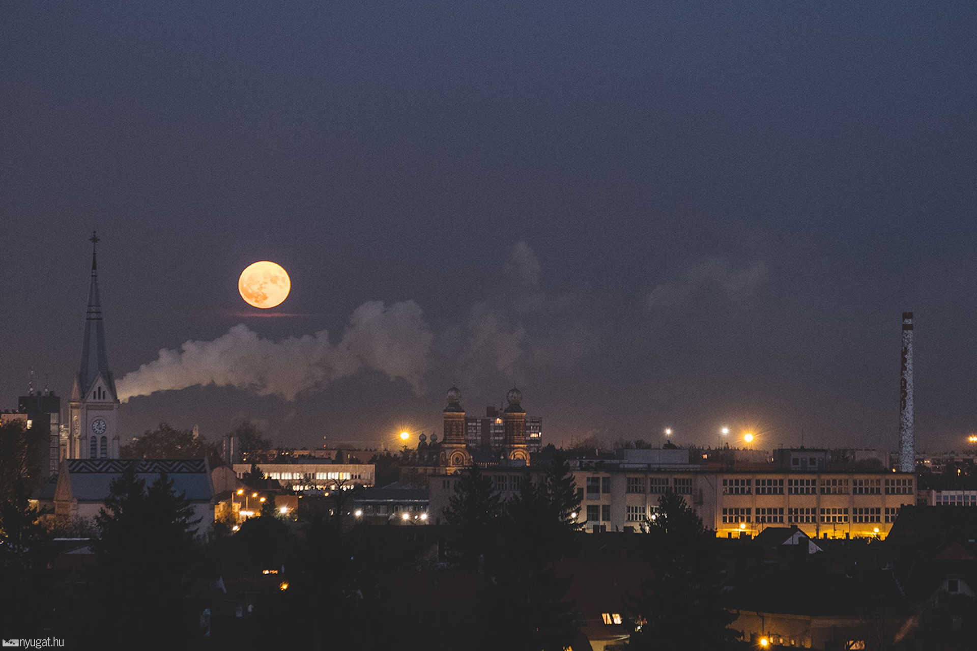 Szuperhold Szombathely felett 2016 november 14-én