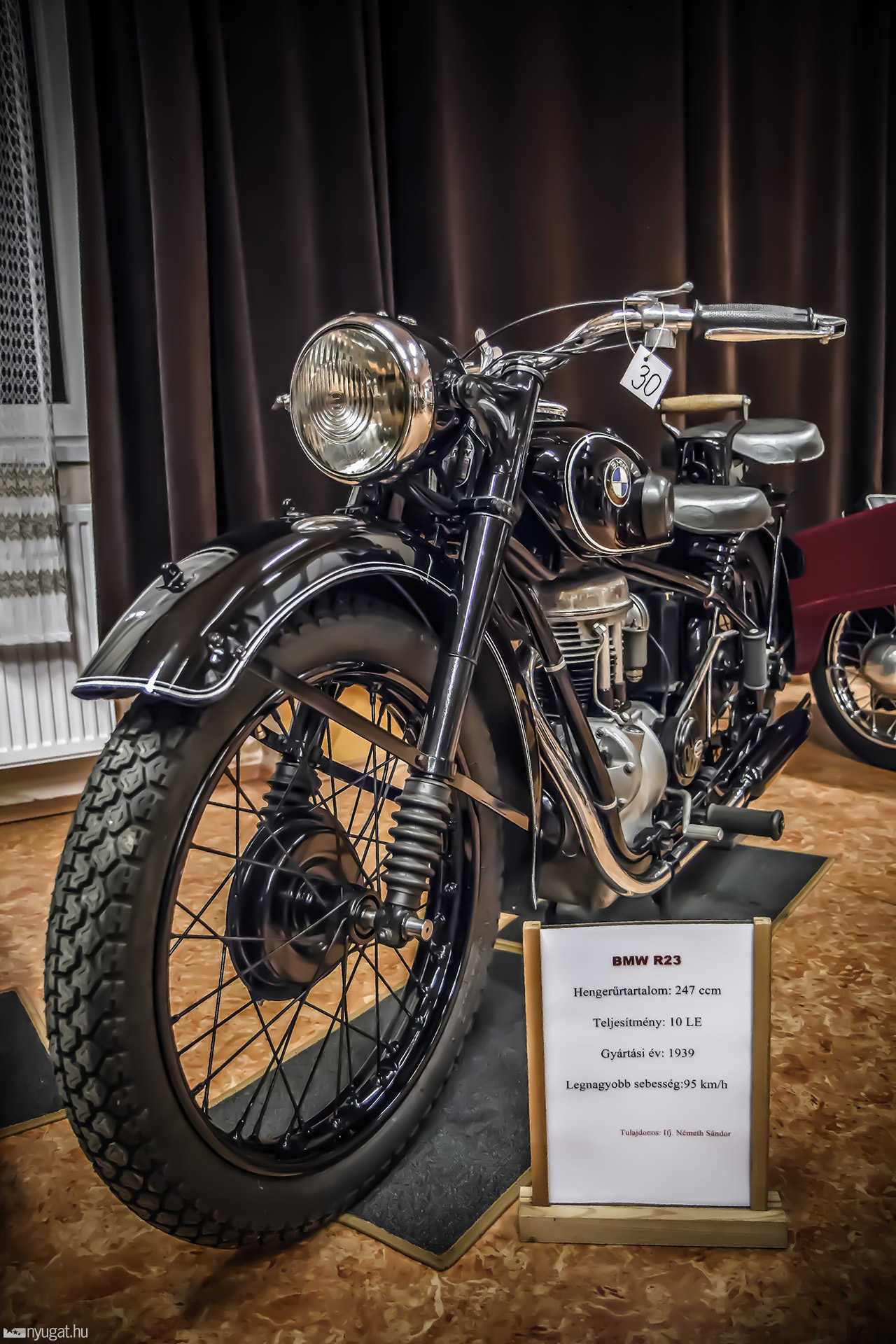 IX. Motorkiállítás Vépen