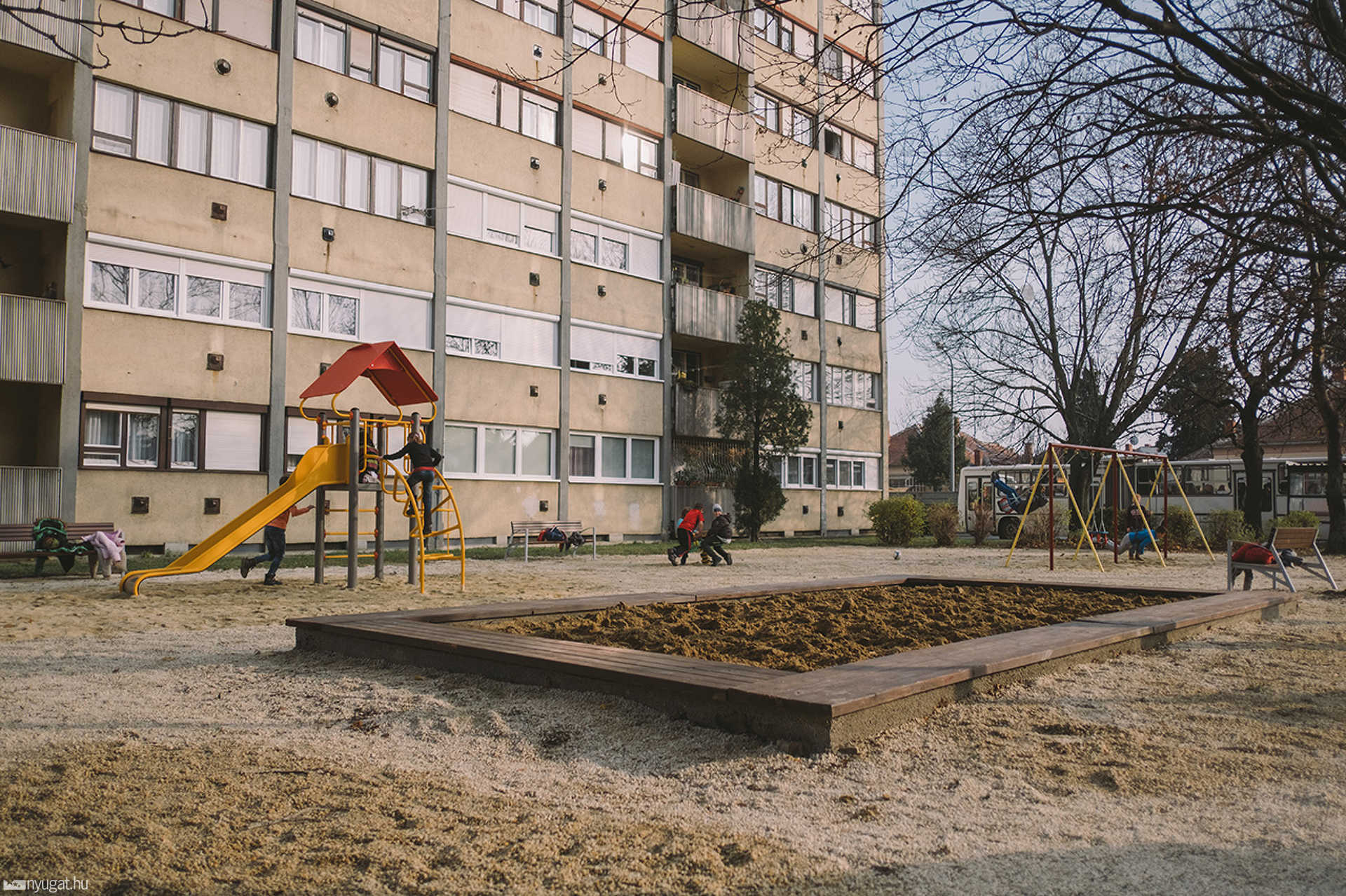 Játszótér a Derkovits-lakótelepen