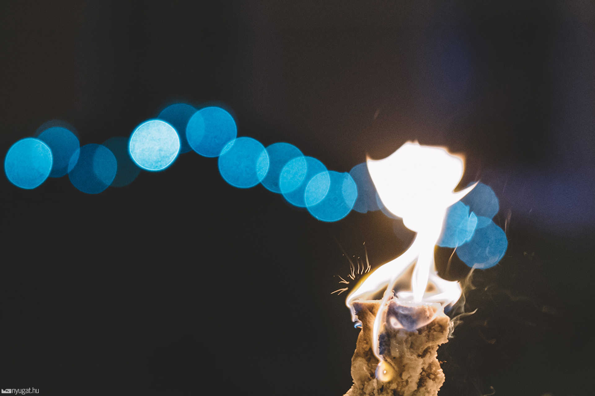 Adventi gyertyagyújtás a szombathelyi Fő téren - 2016