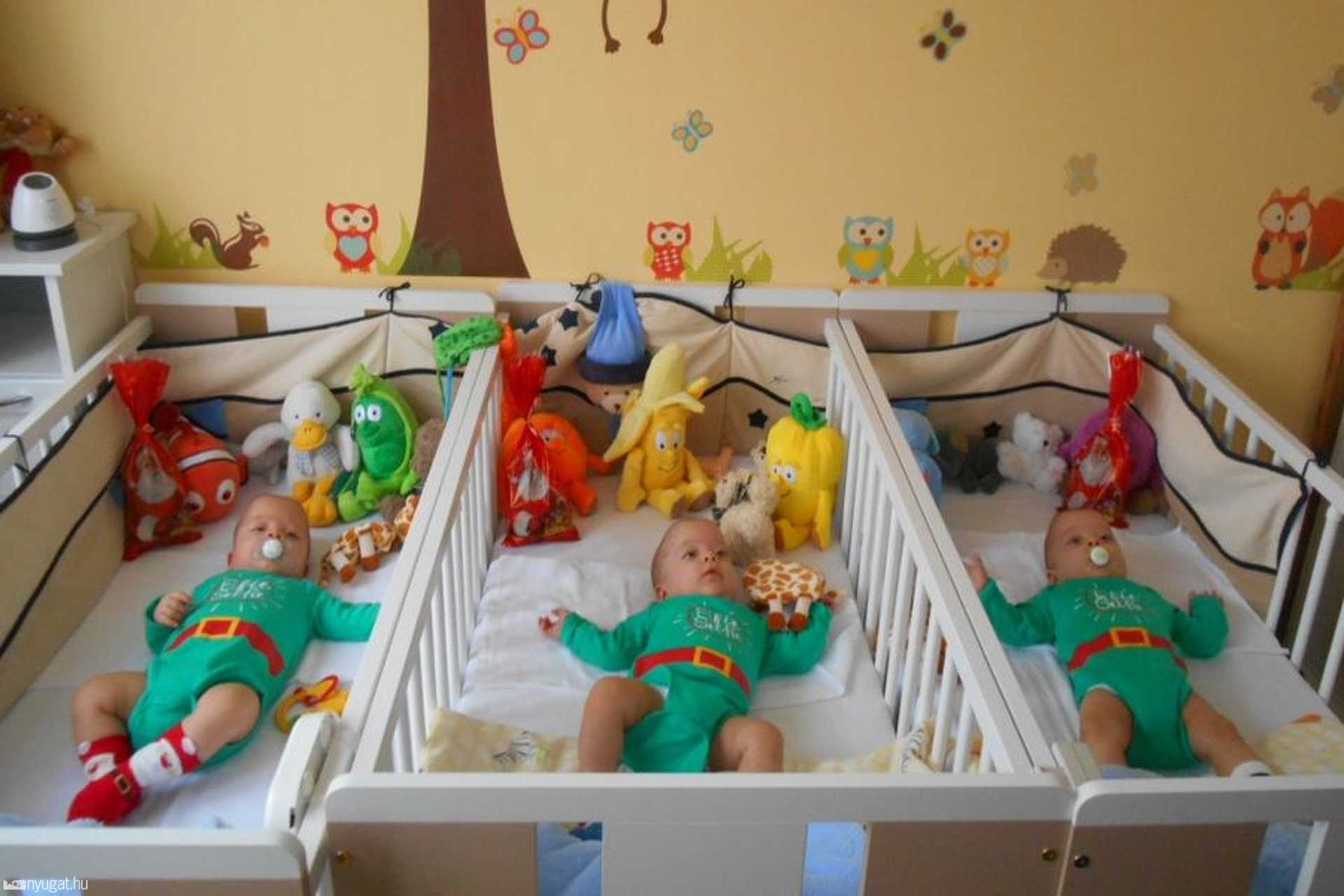 „Mikulás-ajándékot” kaptak a szombathelyi hármas ikrek