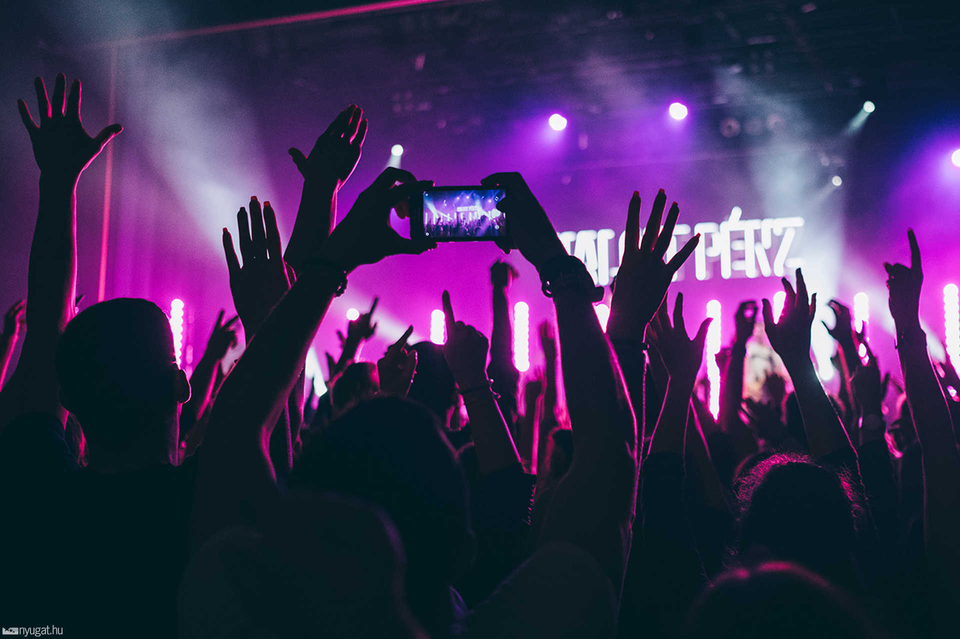 Halott Pénz koncert az MSH-ban