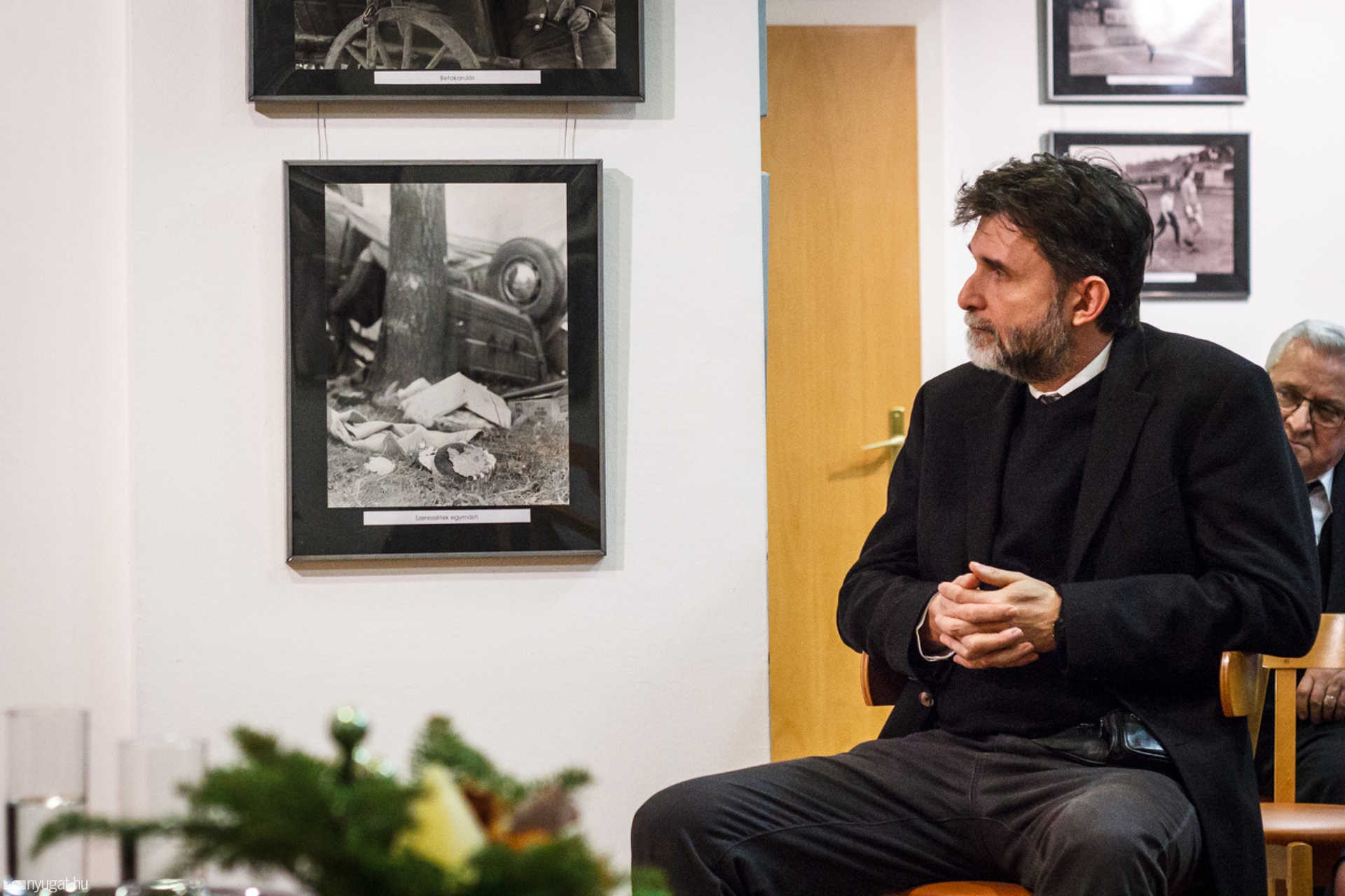 Tóth Imre kiállítása a Könyvtárban