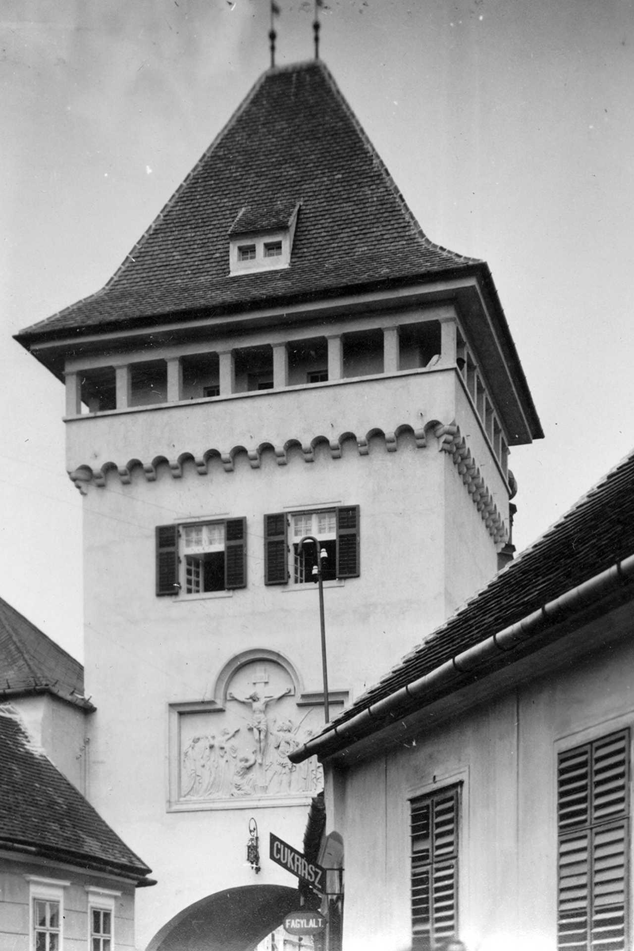 Hősök kapuja, 1929.