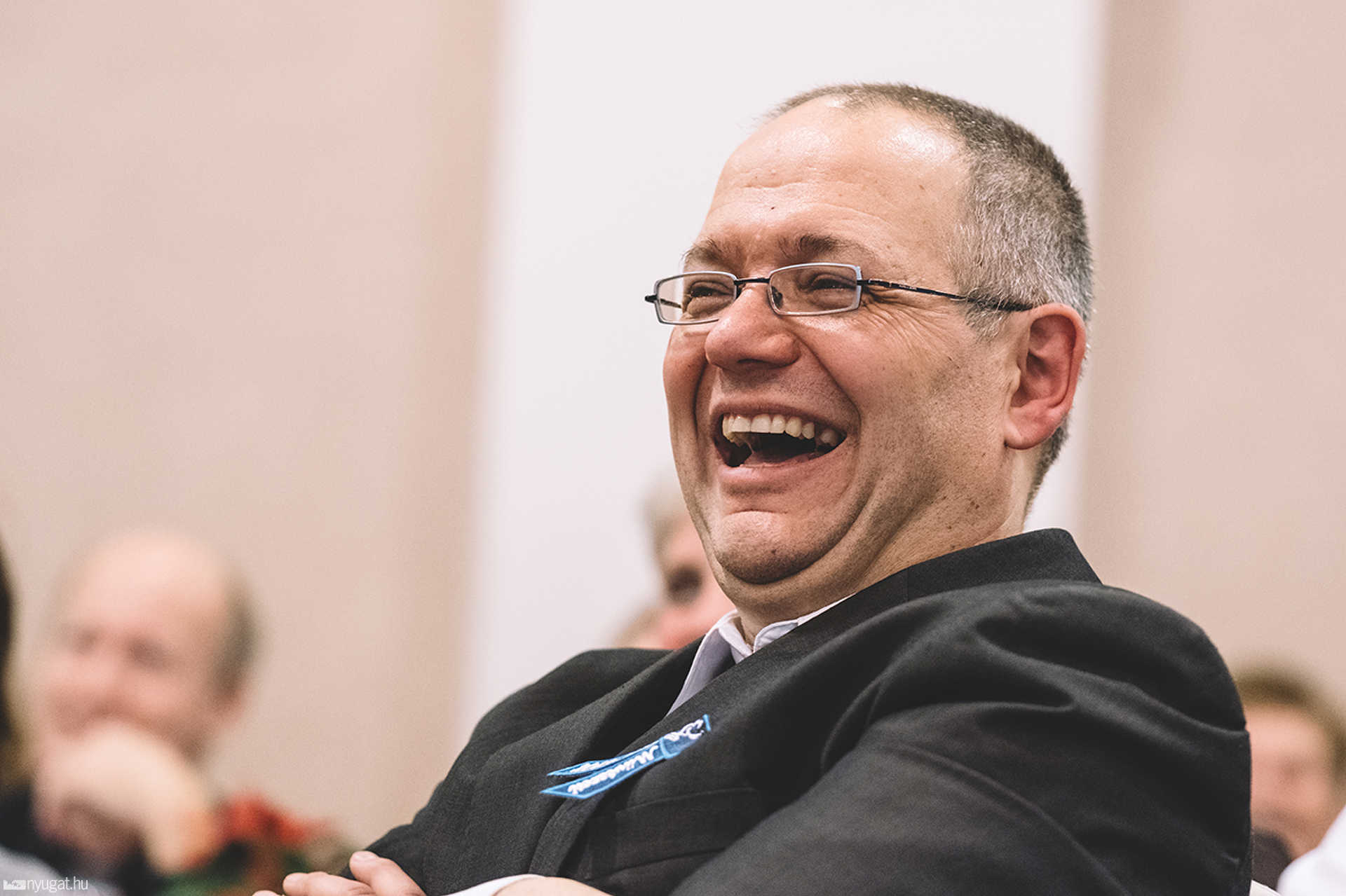 Művészeti szalagavató