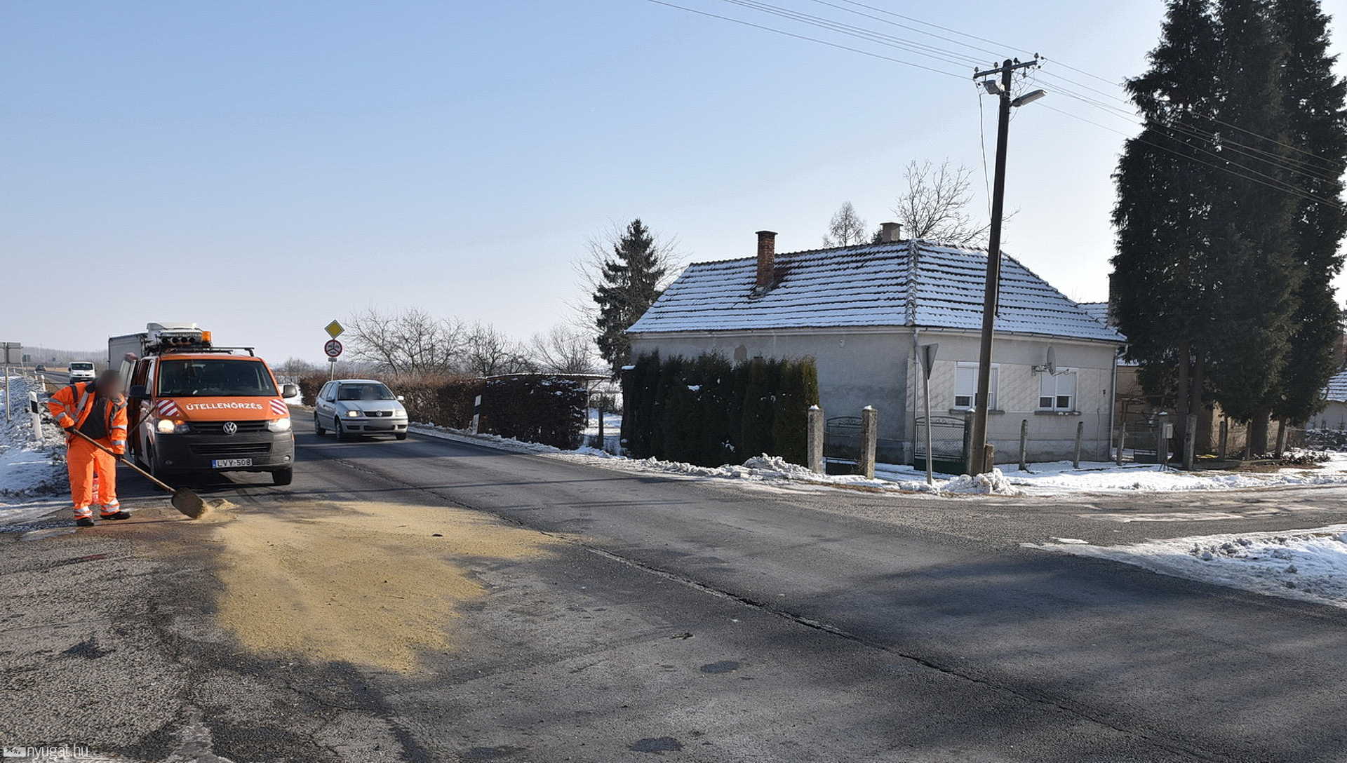 Ráfutásos baleset a 8-as főúton