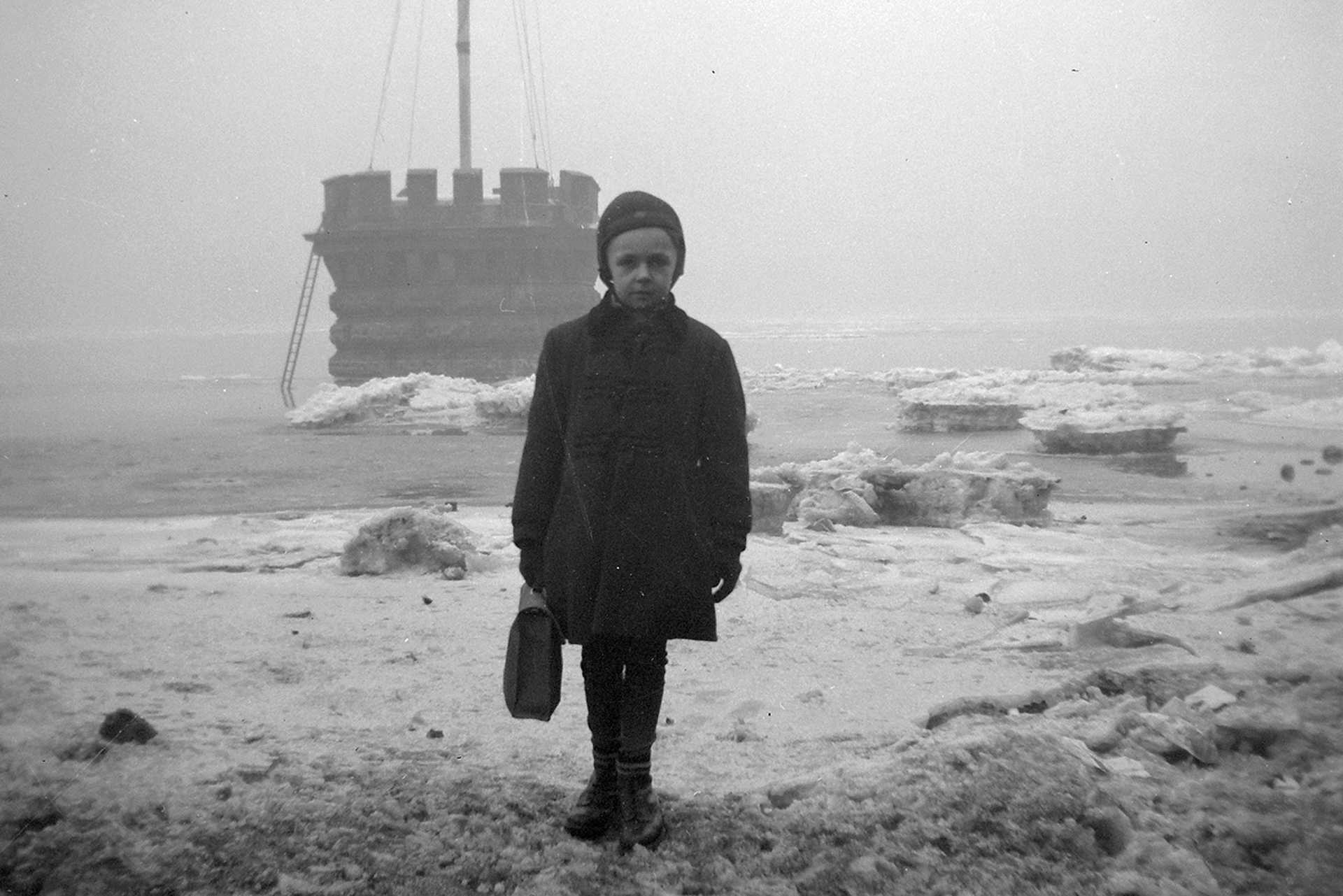 Az áradó Duna a Lánchíd közelében, 1940.