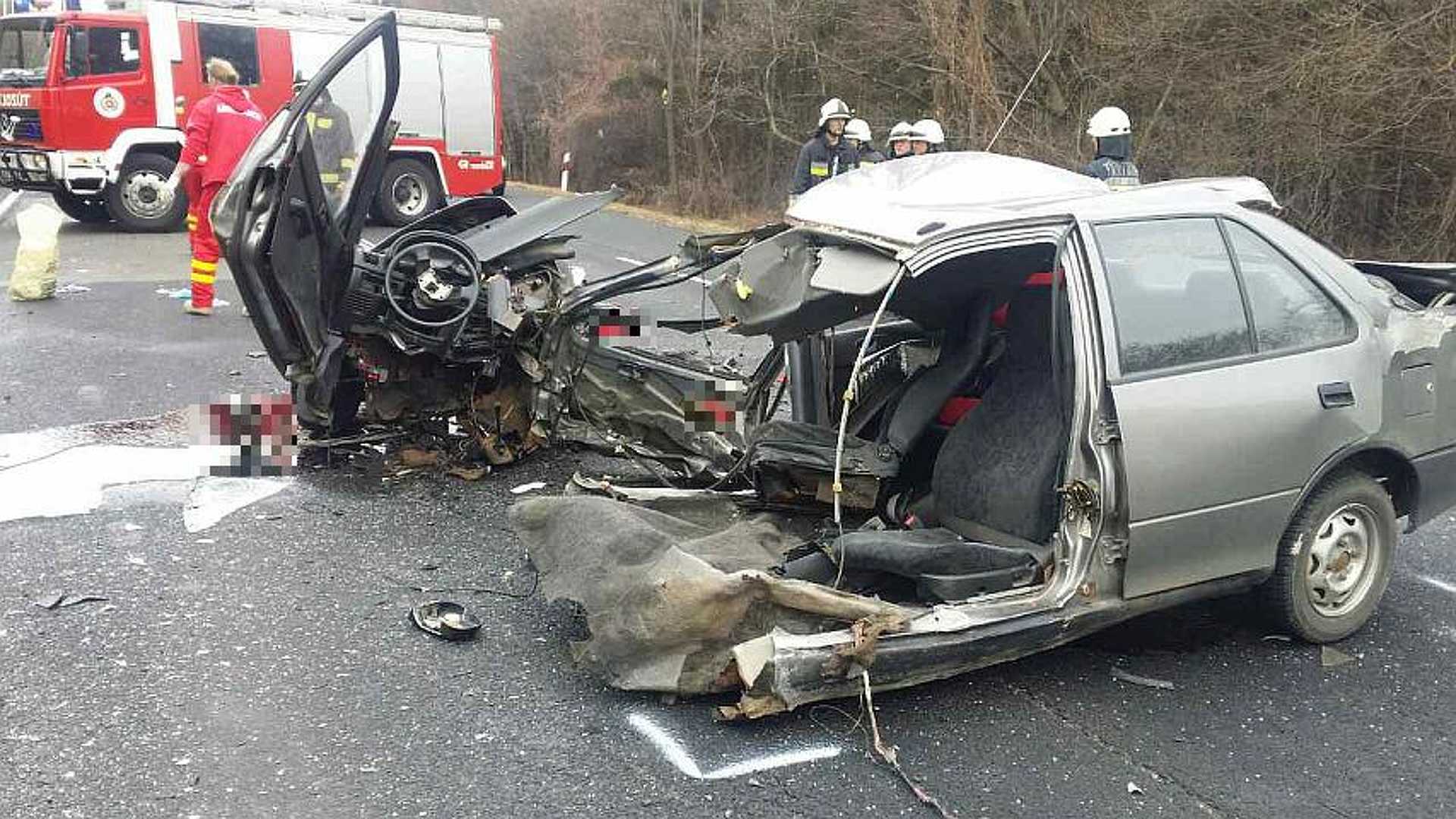 Halálos baleset a 84-esen