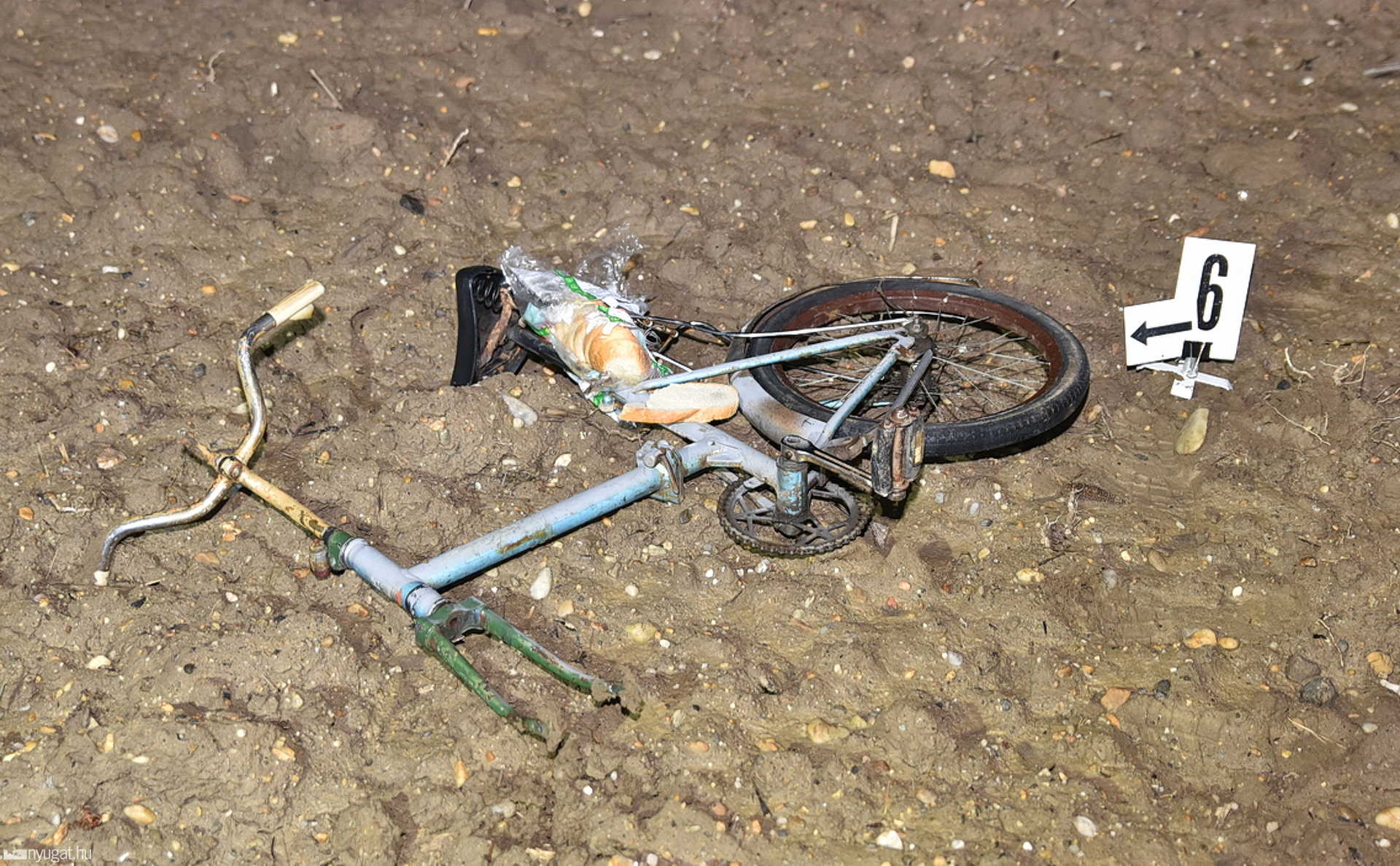 Kamion elé lépett a kerékpárját toló férfi Csempeszkopácsnál, a 87-esen