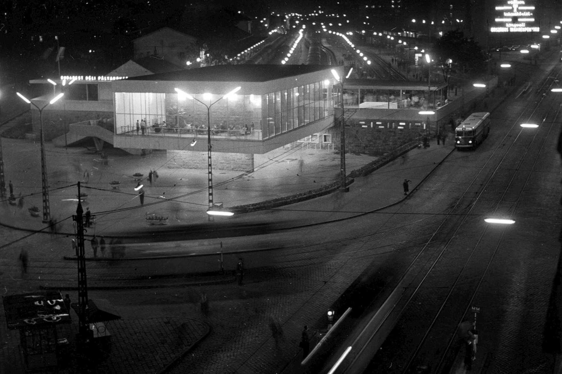 Déli pályaudvar, jobbra az Alkotás utca, 1964.