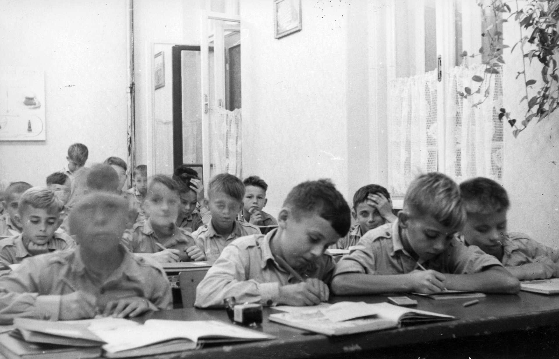 MÁV Nevelőintézet (1968)