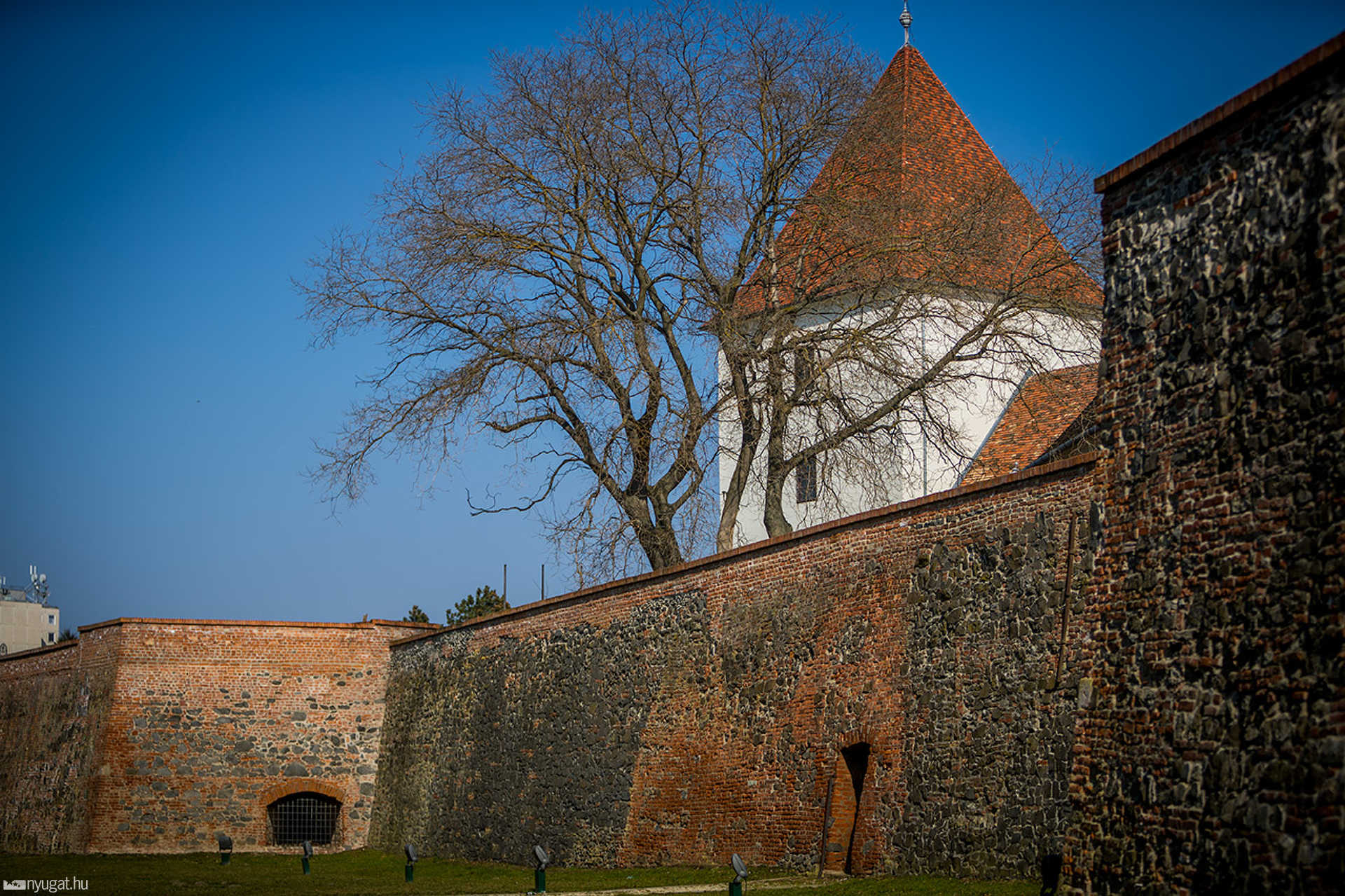 Sárvári vár
