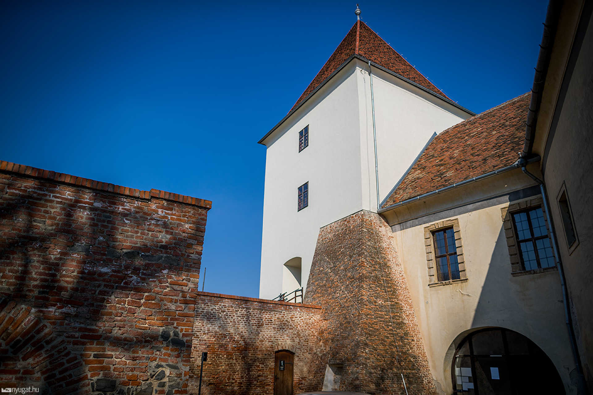 Sárvári vár