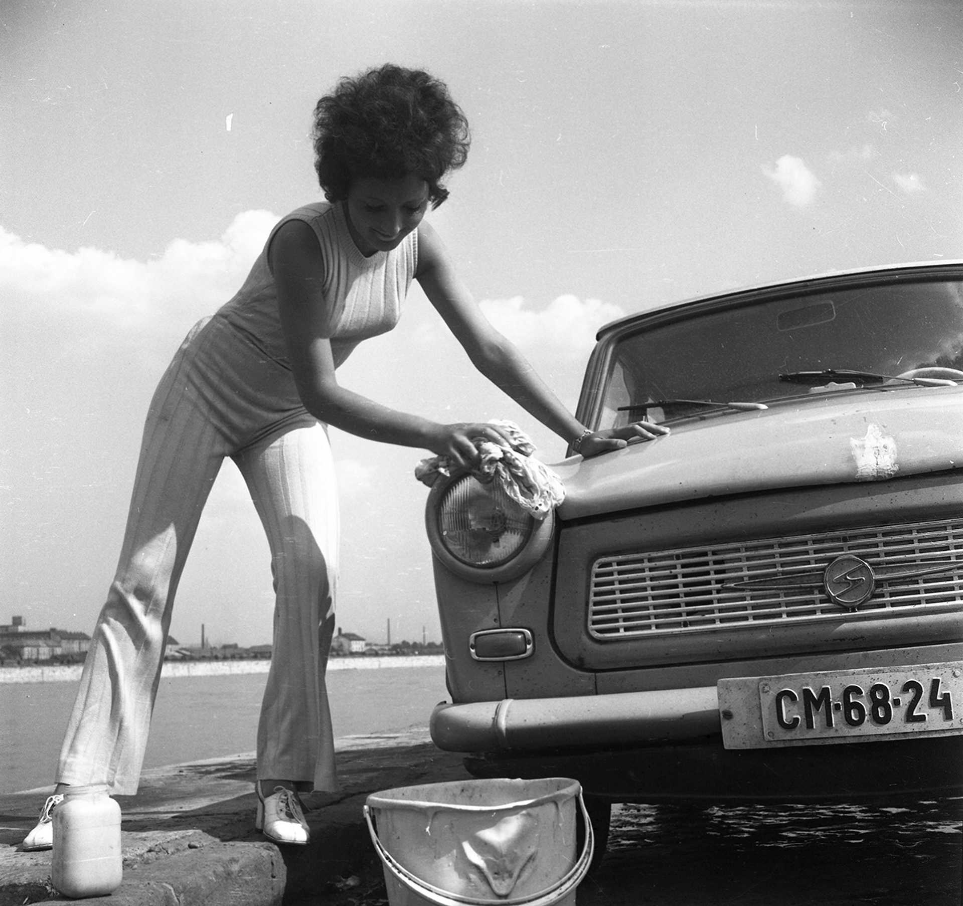 Budai alsó rakpart a mai Pázmány Péter sétánynál, 1971.