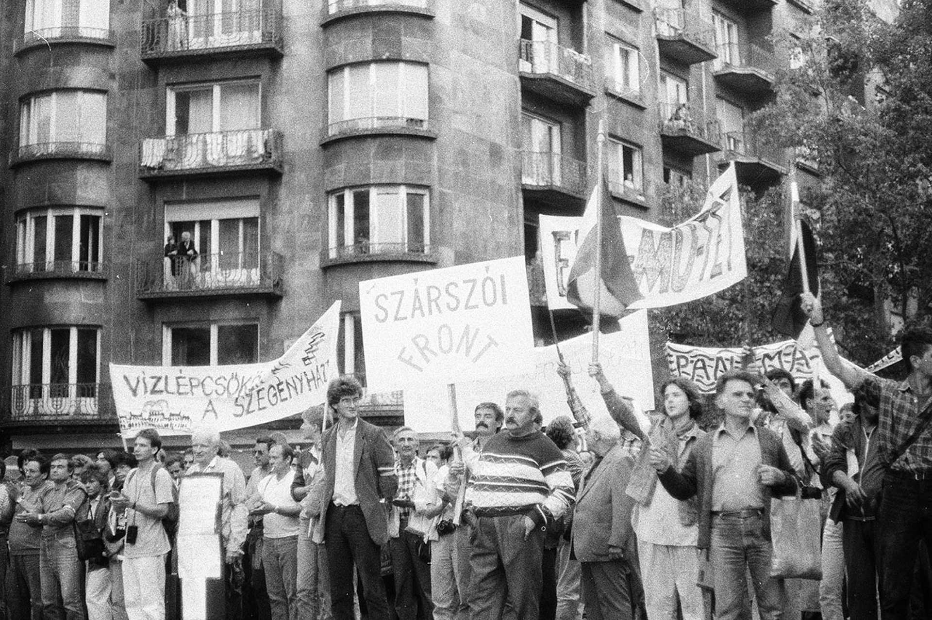 Tüntetés a Bős-nagymarosi Vízlépcsőrendszer felépítése ellen, 1988. szeptember 12.