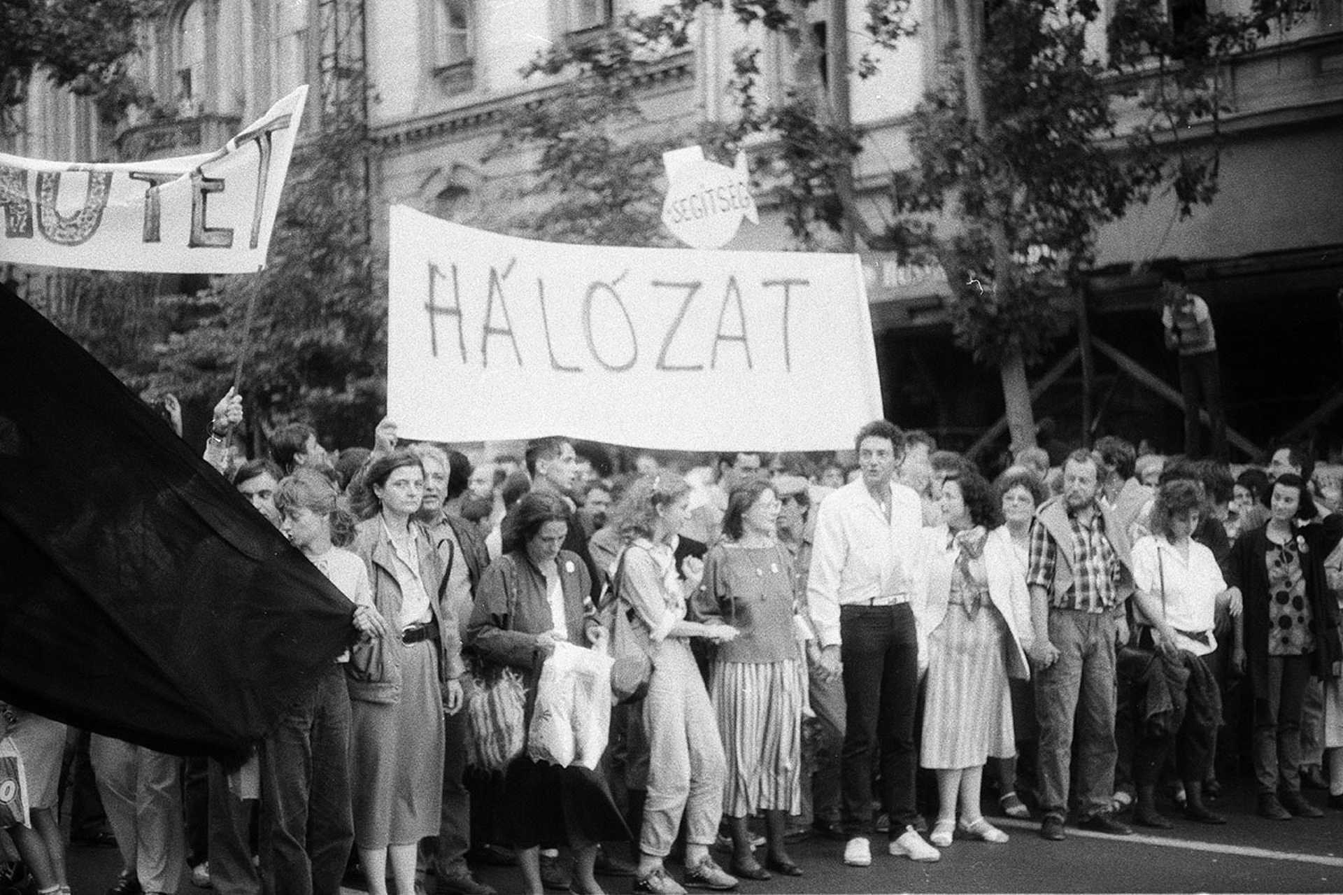 Bajcsy-Zsilinszky út. Tüntetés a Bős-nagymarosi Vízlépcsőrendszer felépítése ellen, 1988. szeptemember 12.