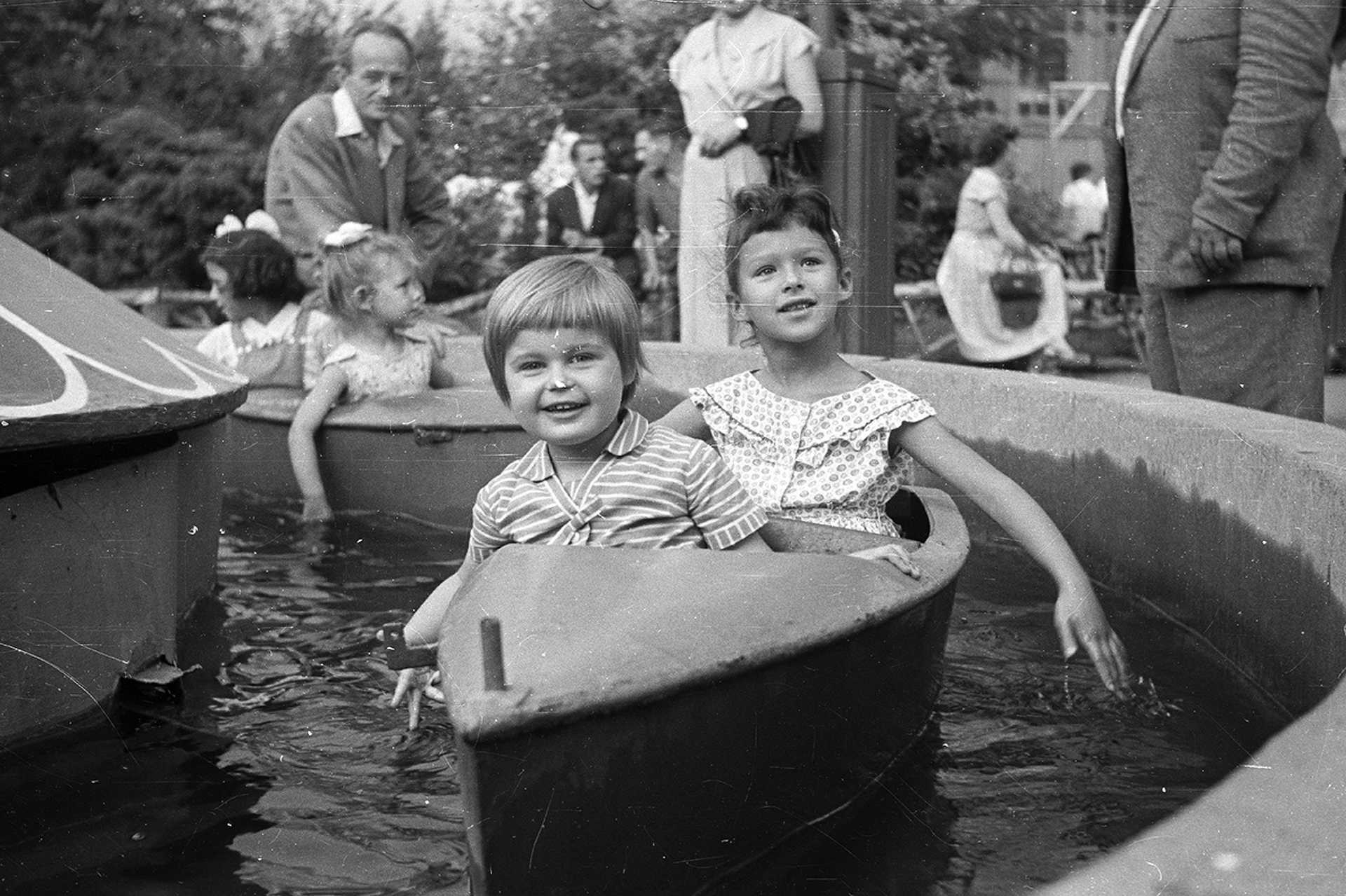 Kis vidámpark, 1958.