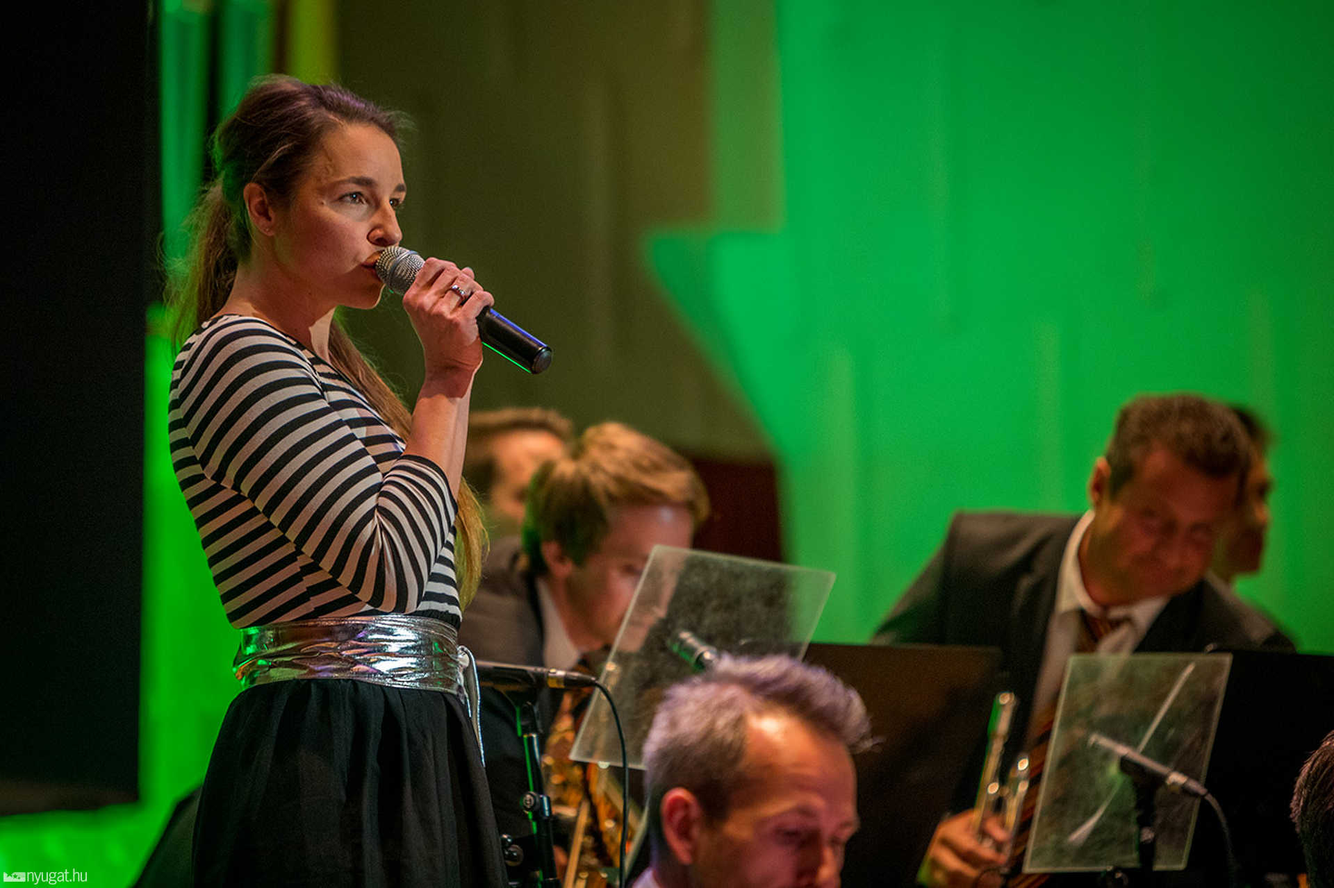 Isis Big Band: Swing nagyjai Malek Andreával