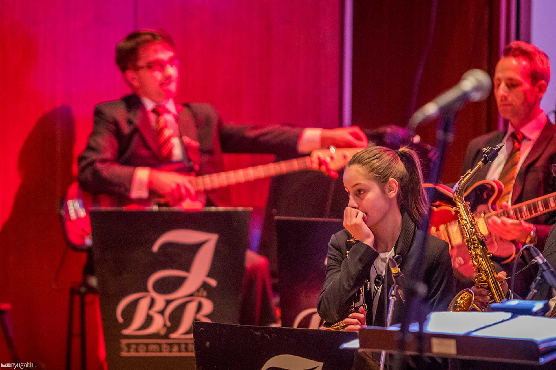 Isis Big Band: Swing nagyjai Malek Andreával