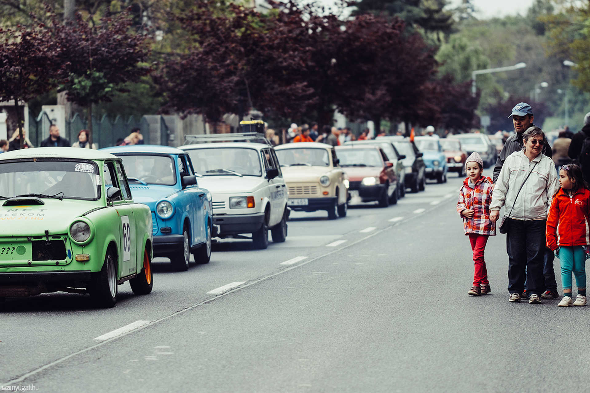 Retro felvonulás - Május 1
