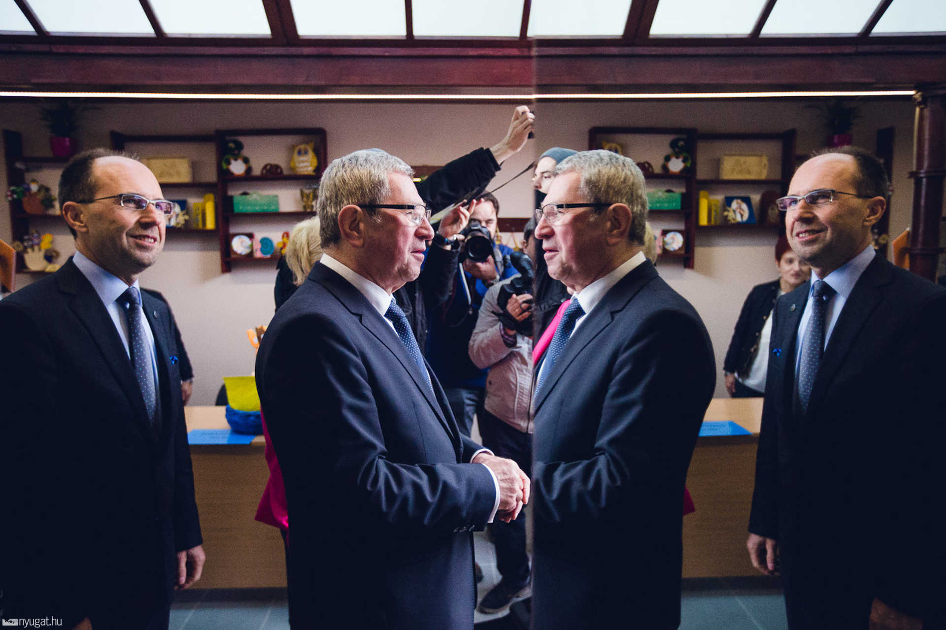 Kézműves Kuckó ajándékbolt megnyitó