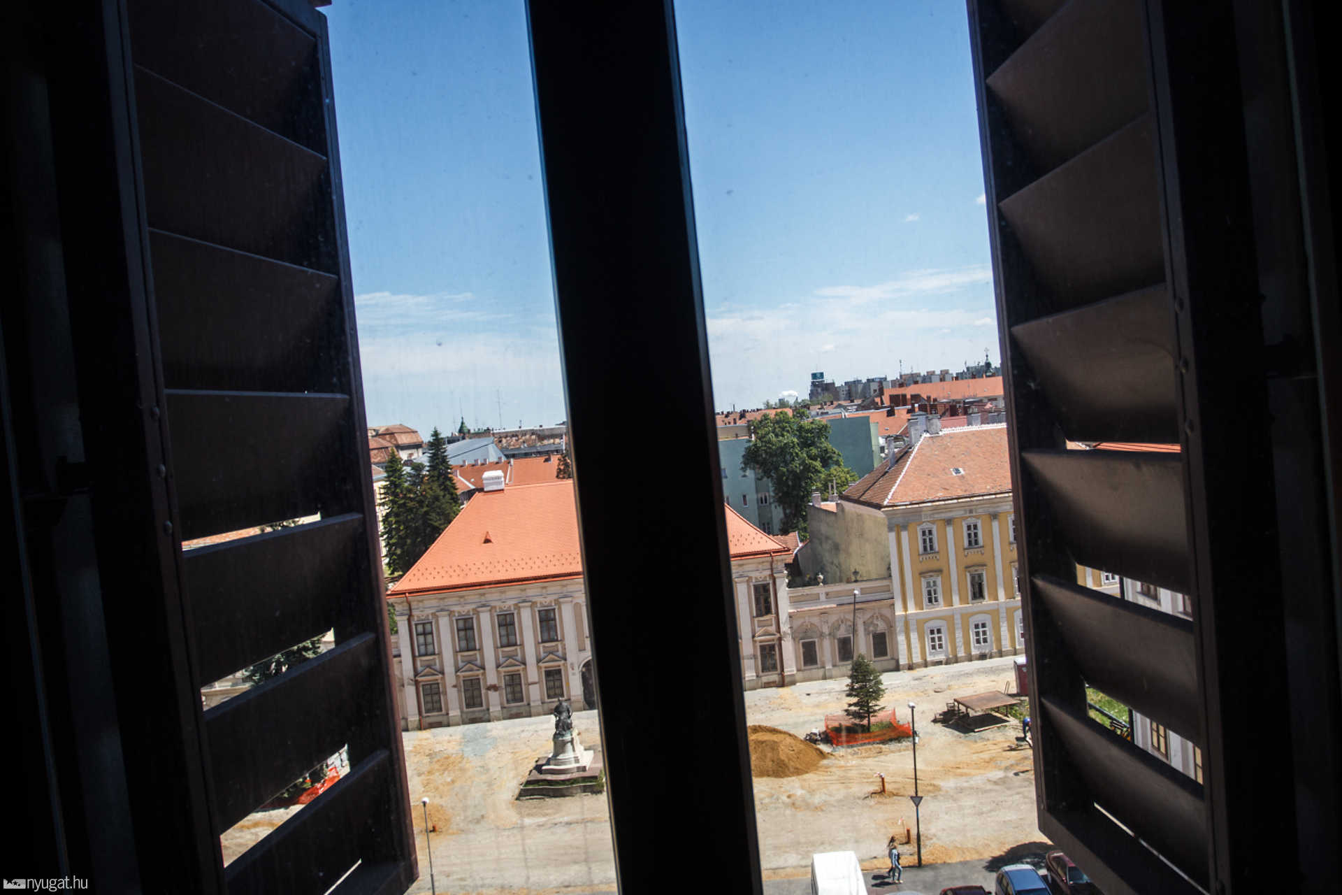 Kilátás az eyik toronyból