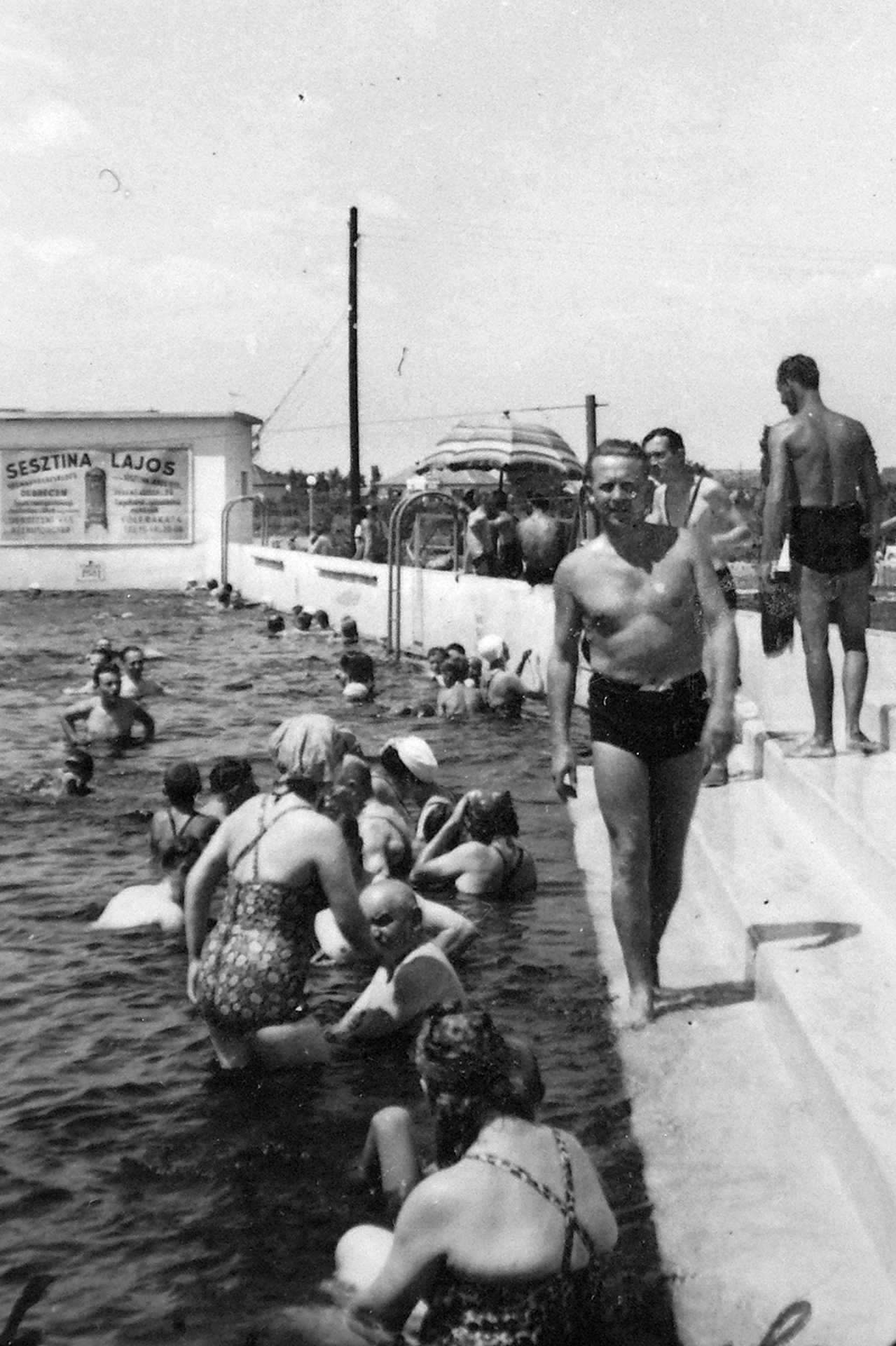 Hajdúszoboszlói strand, hullám medence, 1940.