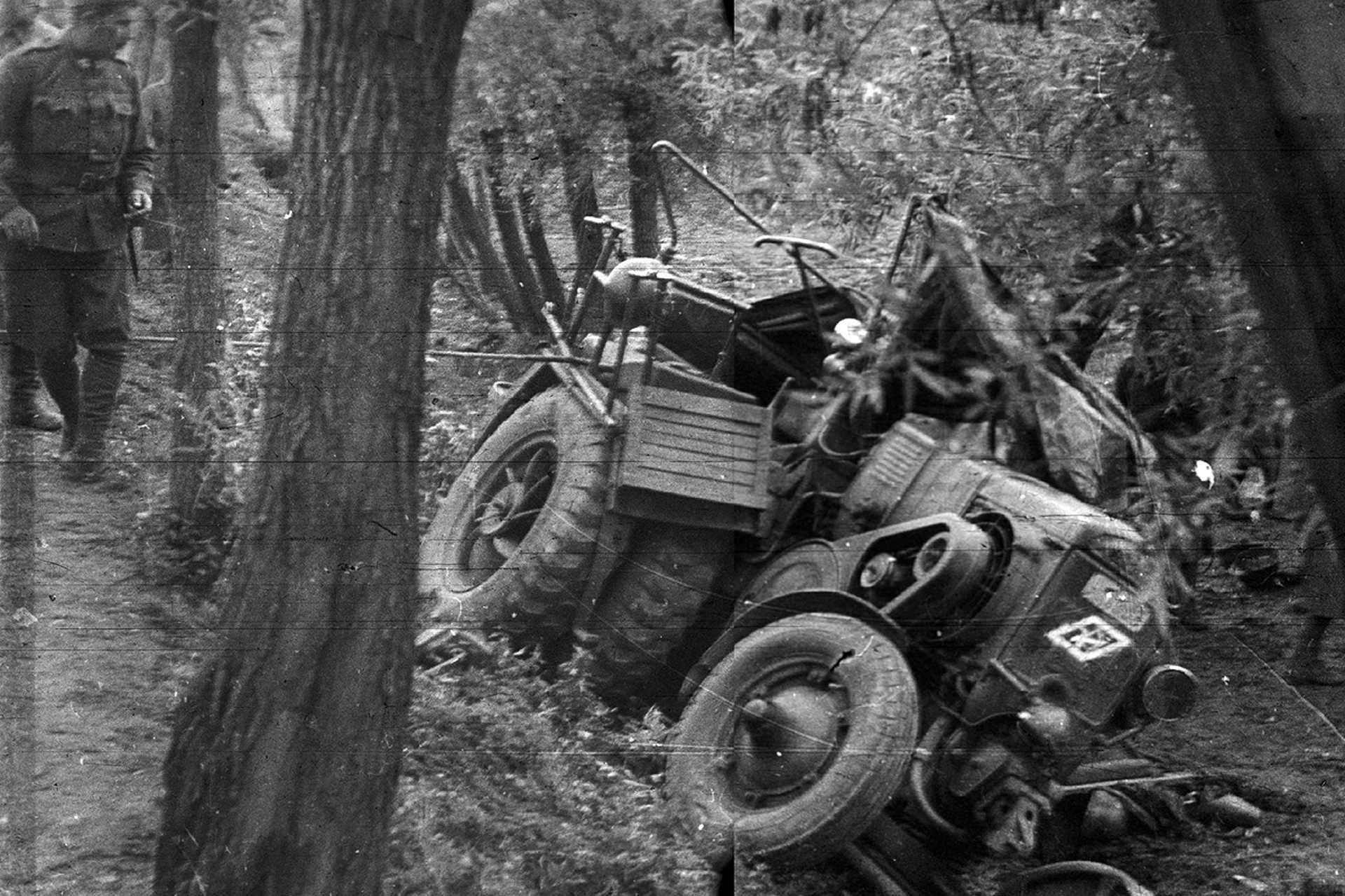 KV-40 típusú közepes vontatótraktor roncsa, 1942.