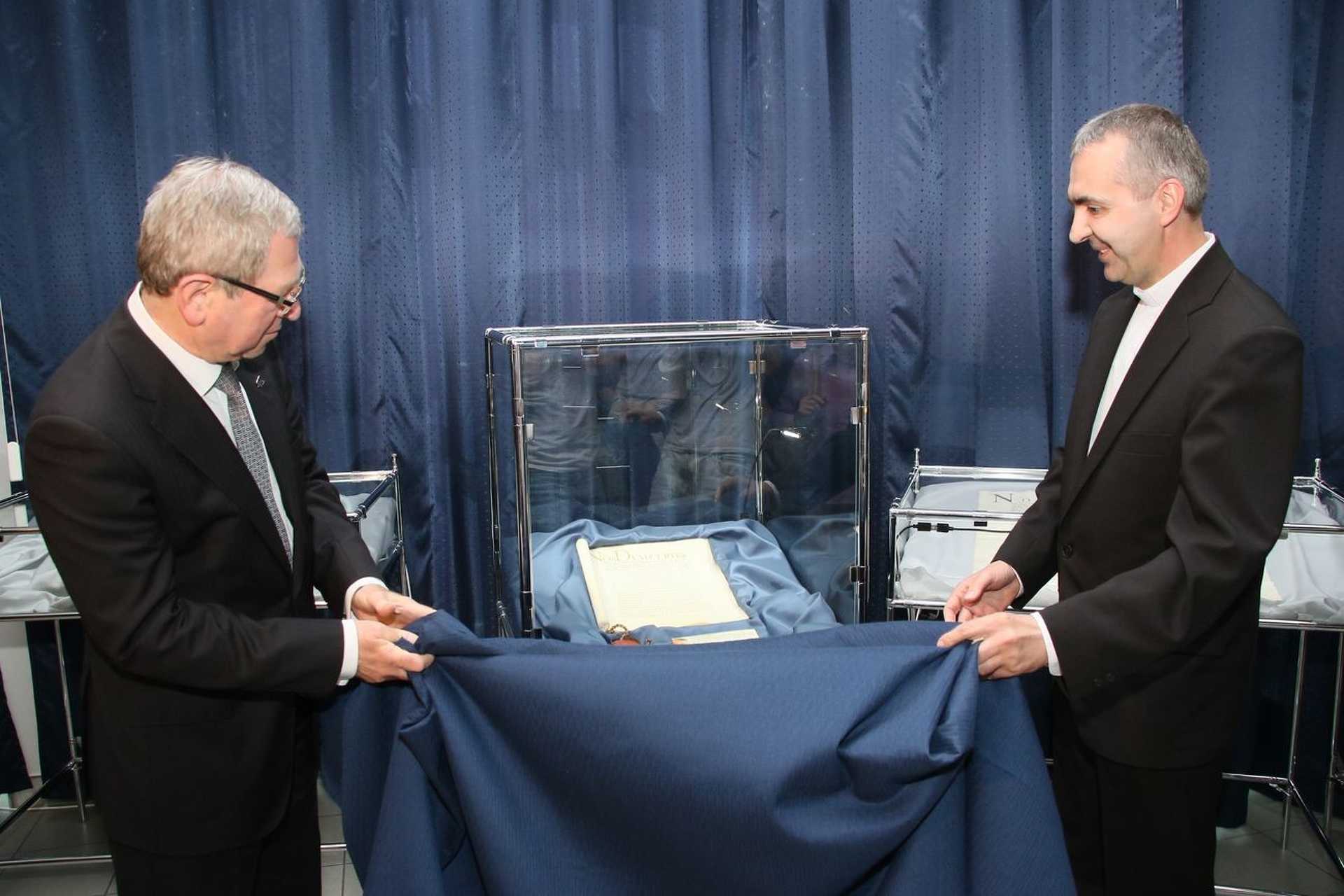 Bemutatták a Városi Kiváltságlevelet