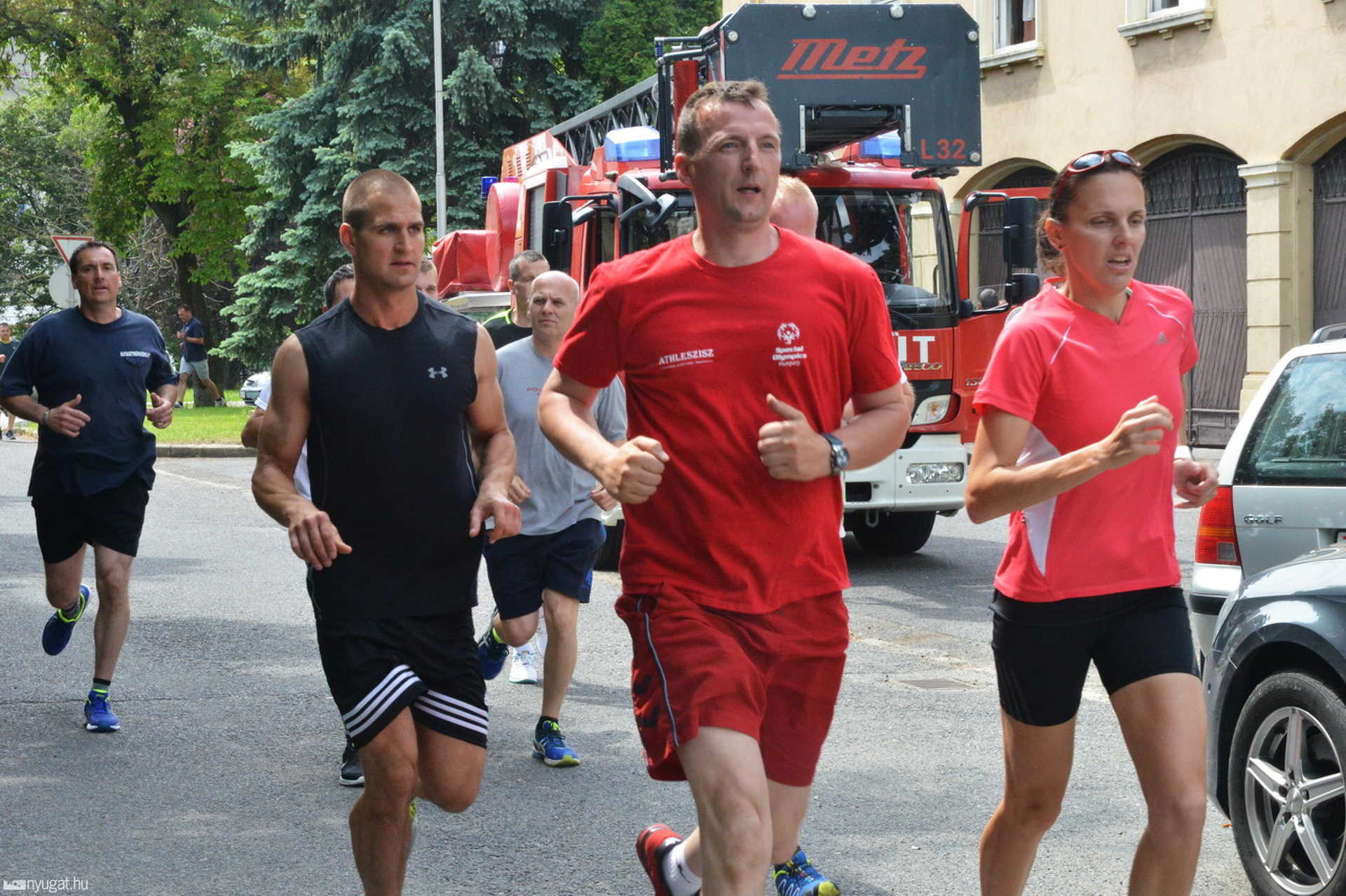 Végigsportolták a napot a szombathelyi tűzoltók - Kihívás napja 2017.