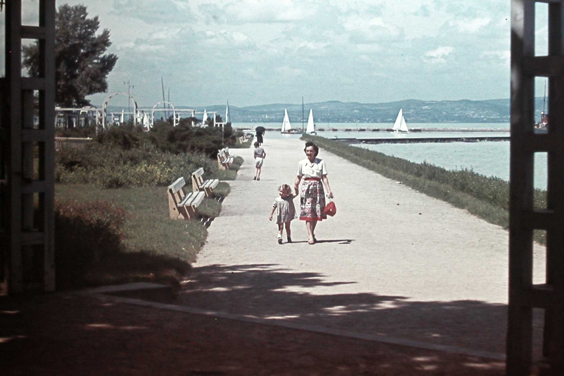 Kikötő, Rózsakert, 1941.