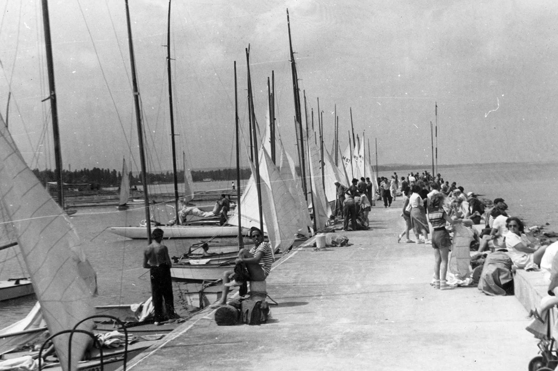 Vitorláskikötő, 1951.