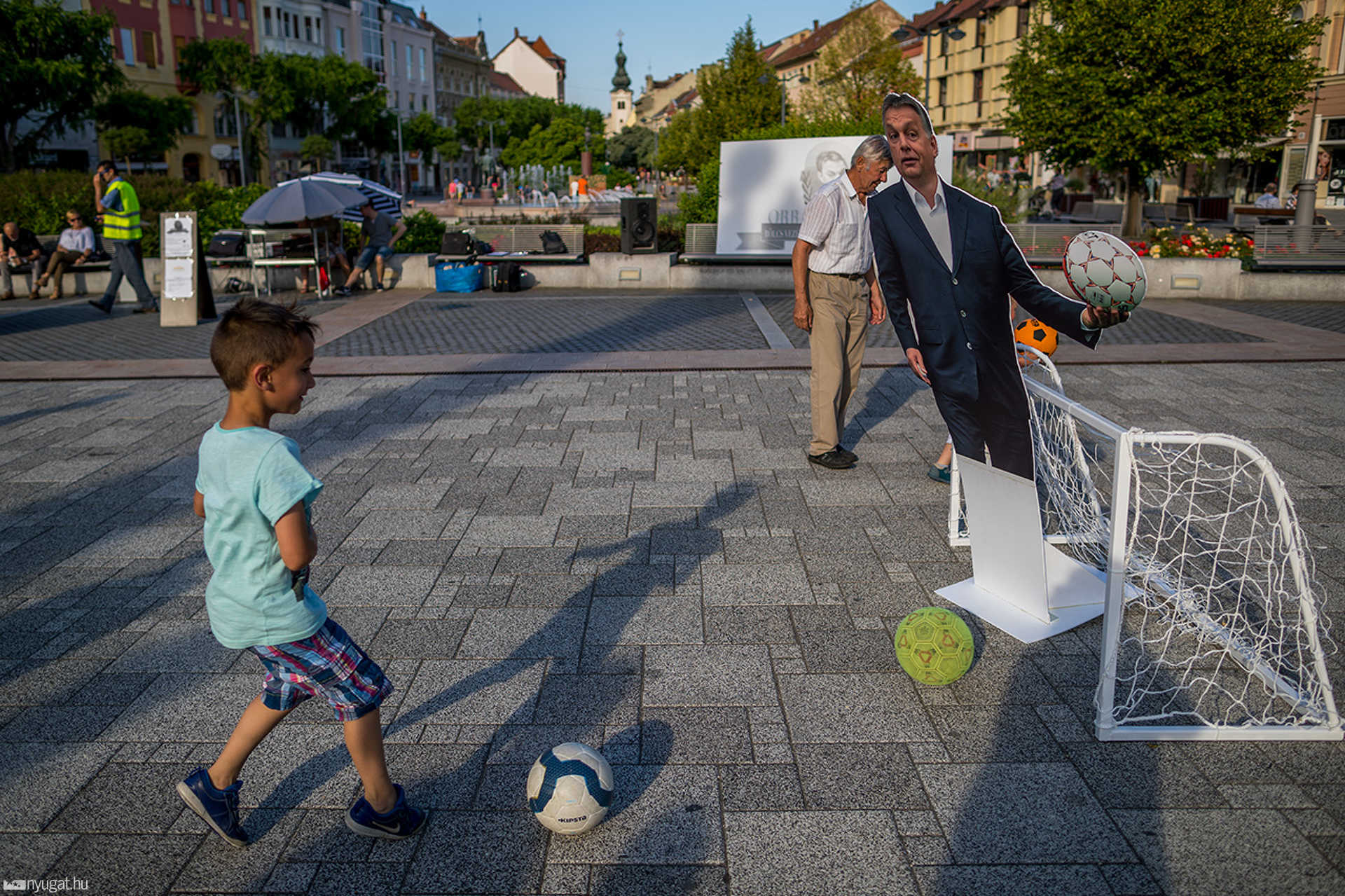 Bölcs vezérünk, Orbán Viktor 54. születésnapja