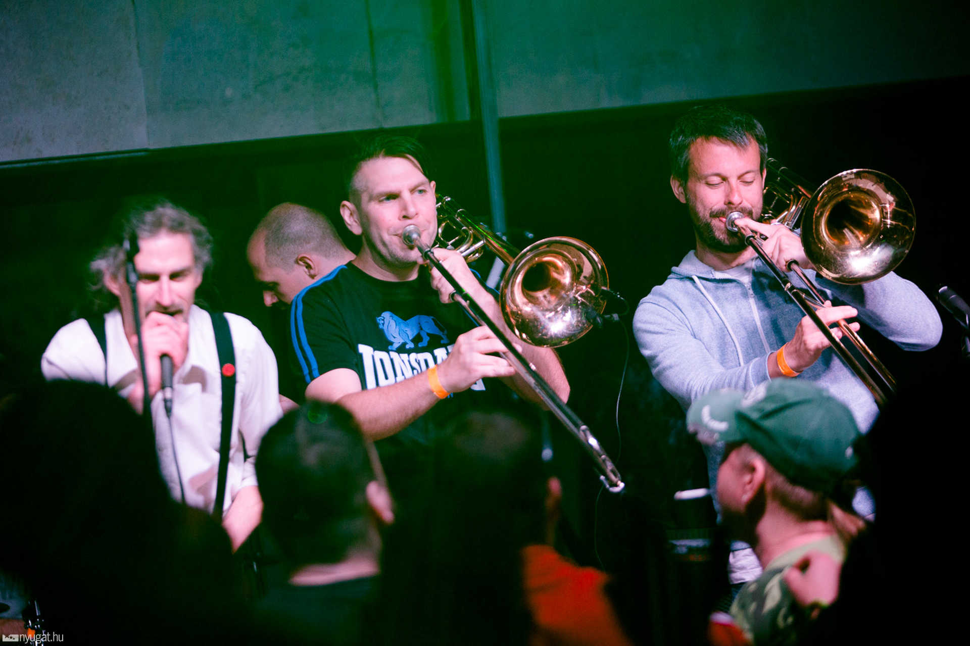Tizenhét-koncert a zsinagógaudvaron