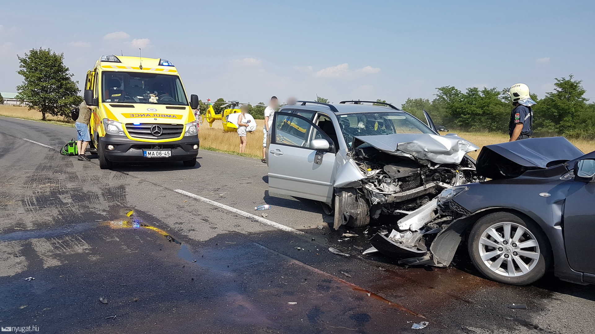 Két Toyota ütközött frontálisan, hatan megsérültek Nemesbődnél a 86-oson