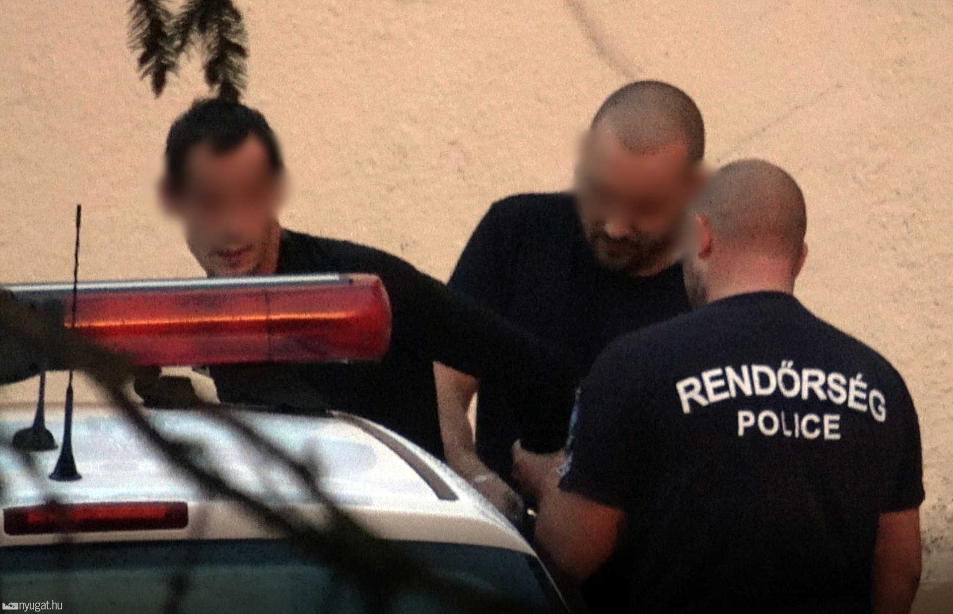 Sokszorosan körözött bűnözőt fogtak Pornóapátinál