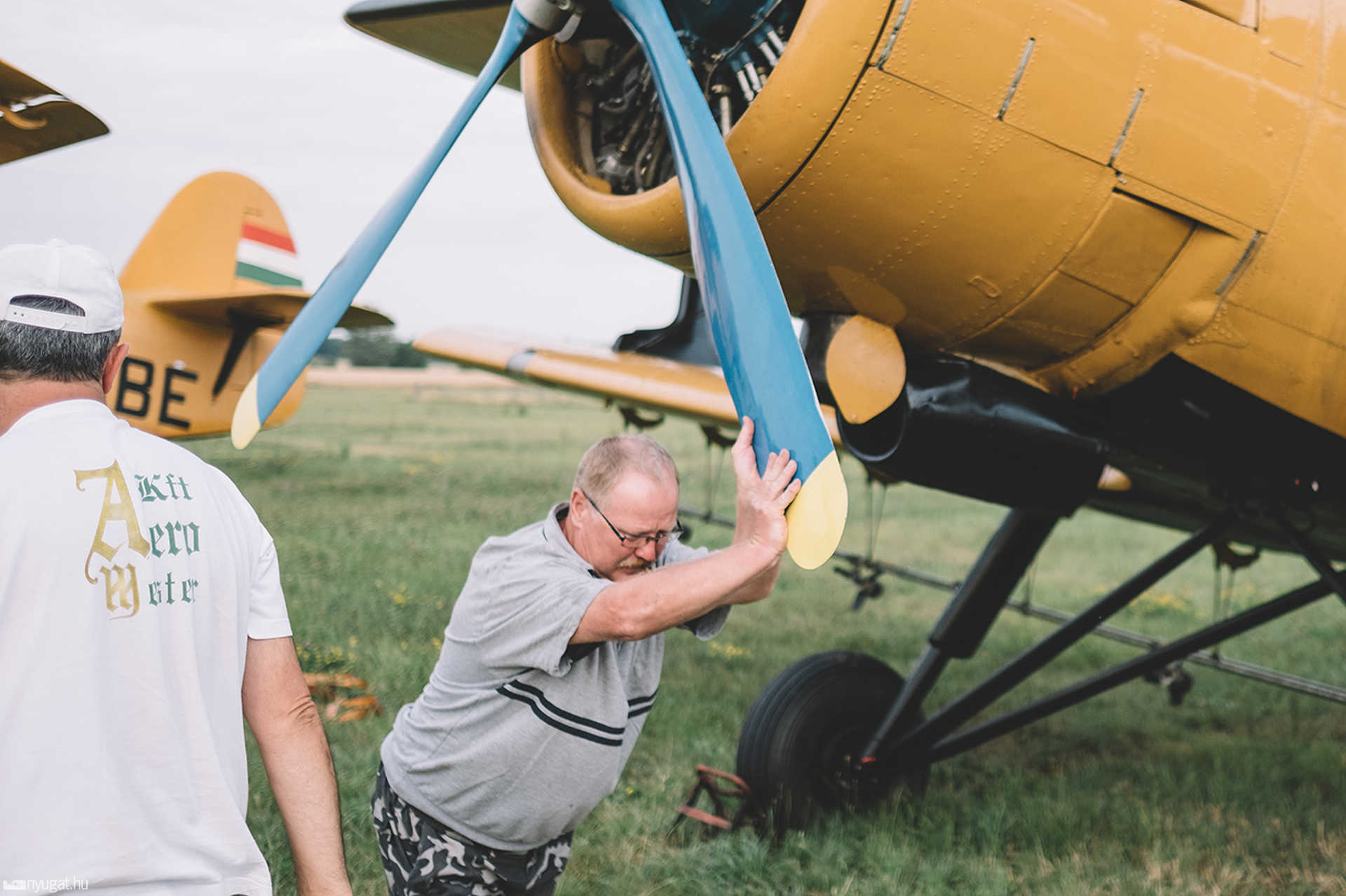 Szúnyoggyérítés AN-2 típusú repülőgéppel