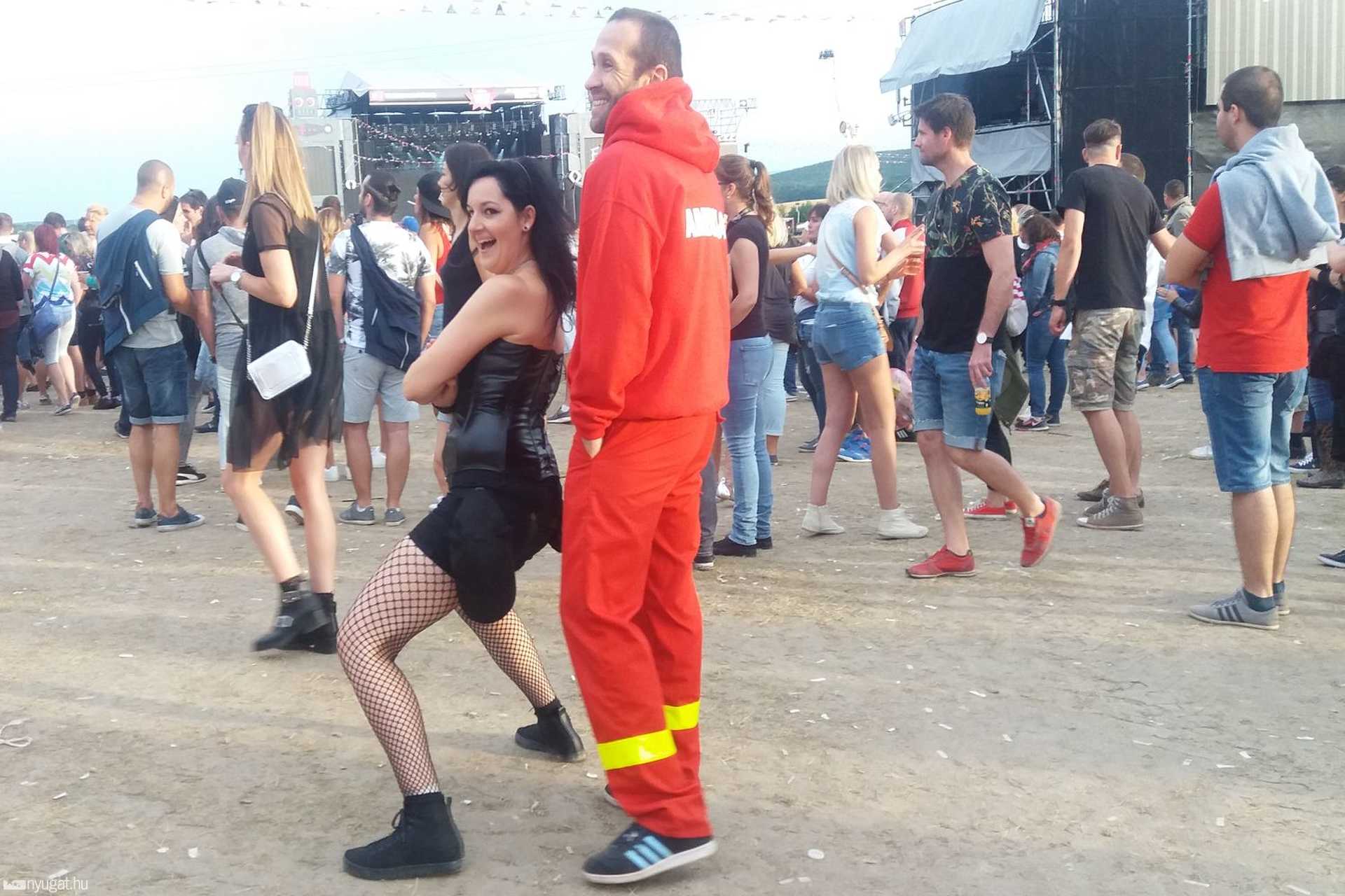Volt egy péntek - Arcok a tömegből