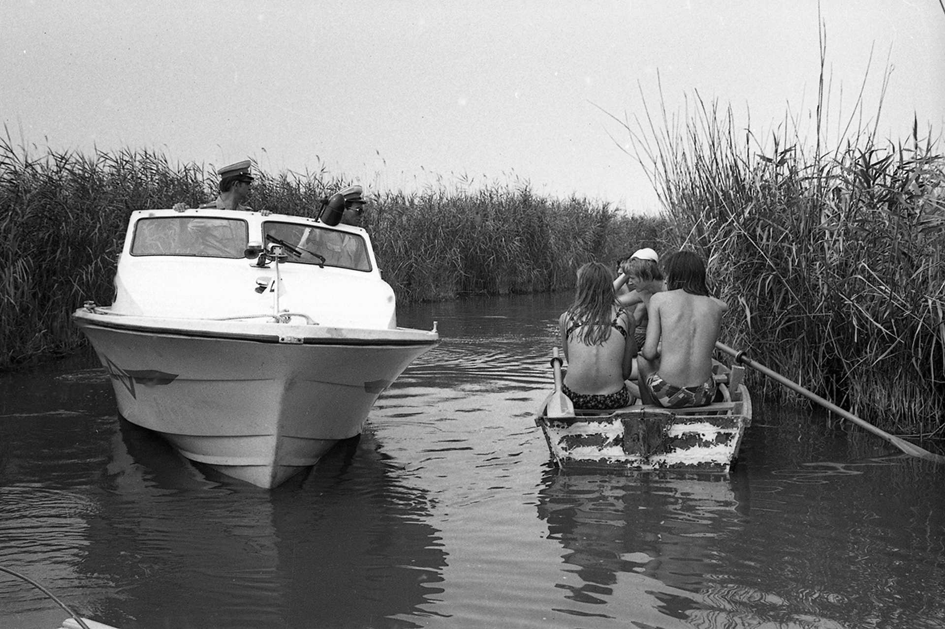Vízirendészek a tavon, 1976.