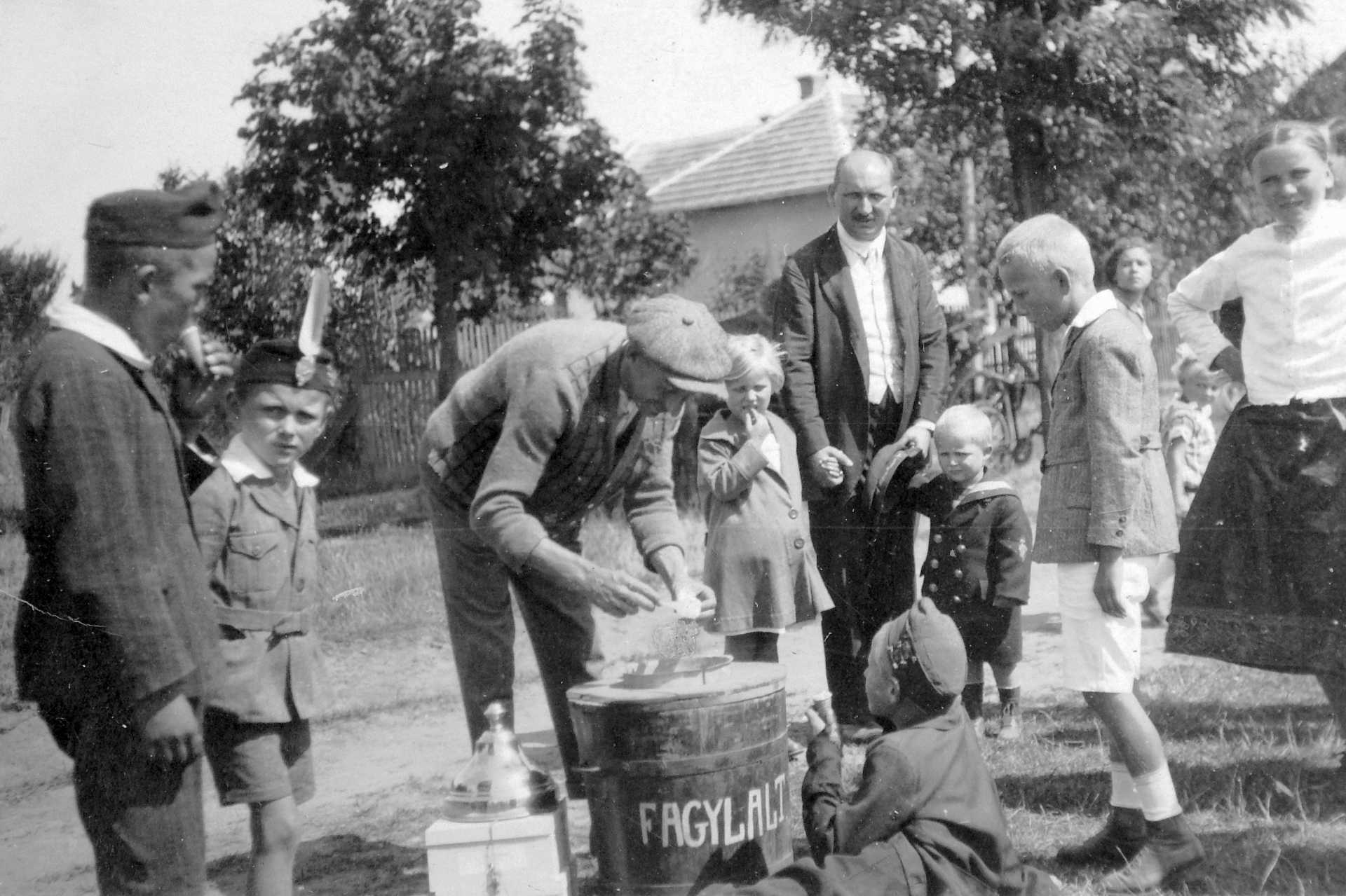 Fortepan - Fagylaltozás
