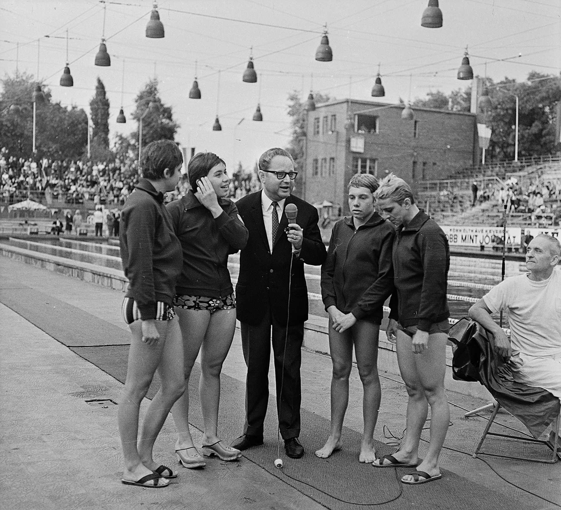 Többszörös Európa csúcstartó 4x100-as magyar gyorsváltó tagjai, Patóh Magda, Gyarmati Andrea, Kovács Edit, Turóczy Judit, 1969.