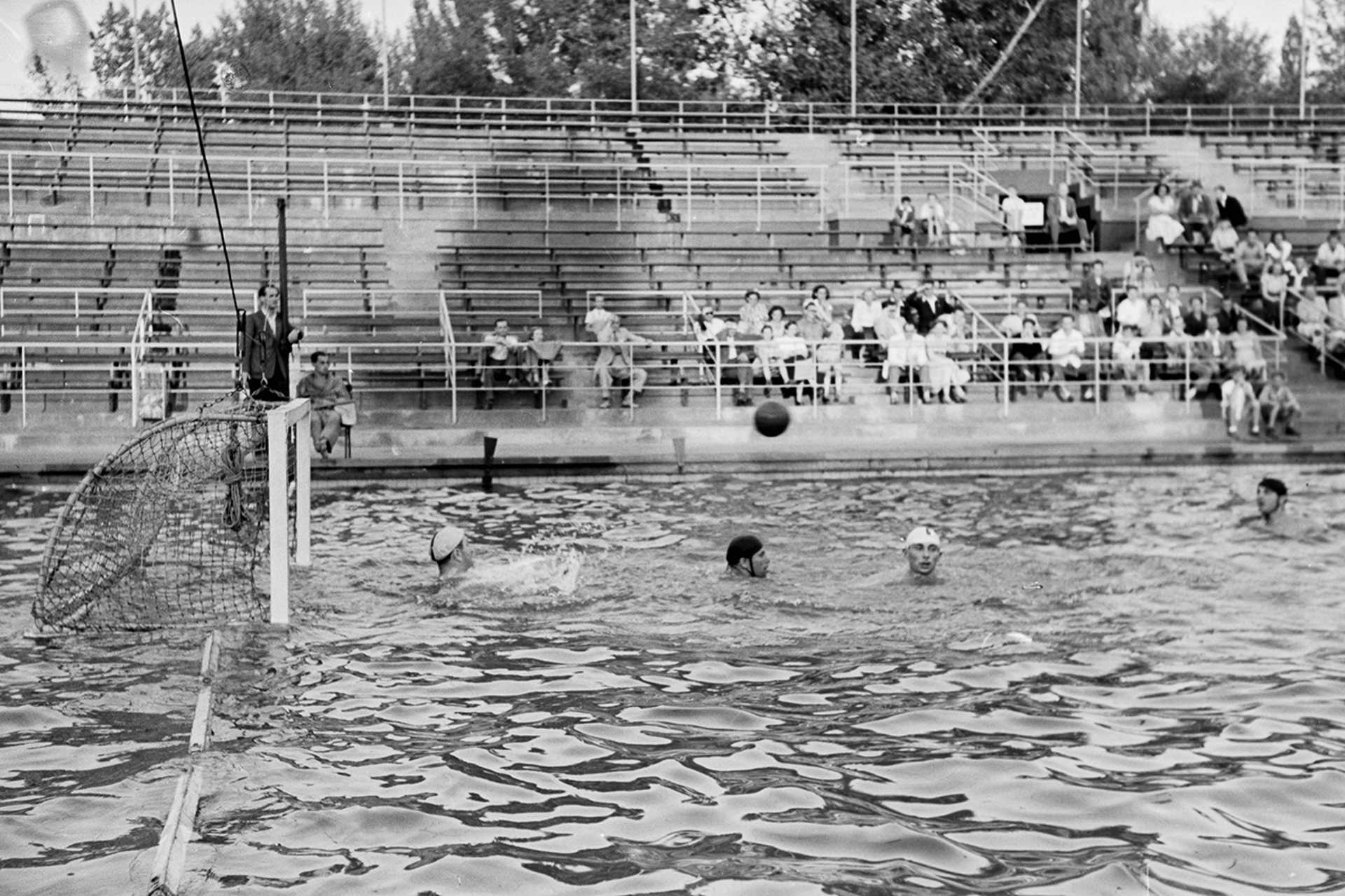 Hajós Alfréd Nemzeti Sportuszoda, 1949.