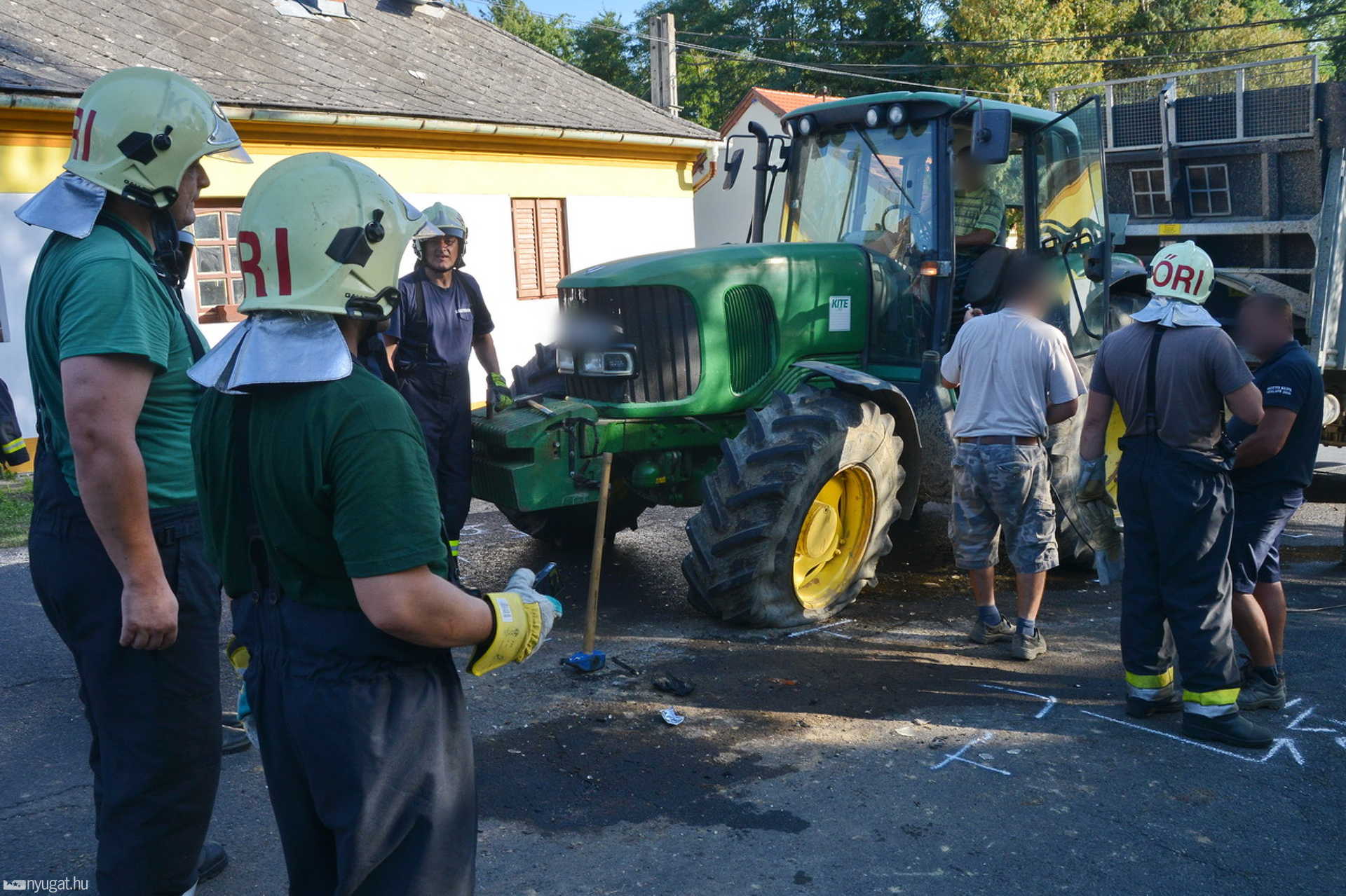 John Deere kerekének ütközött egy terepjáró Őriszentpéteren