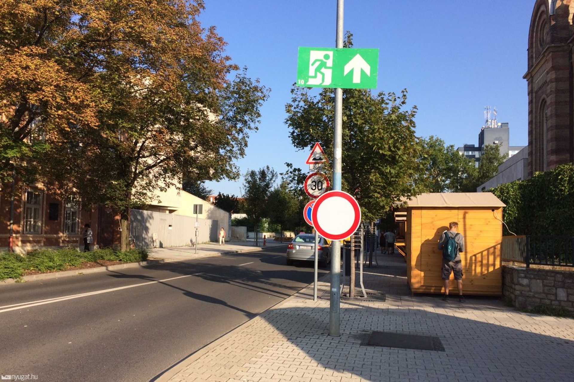 Itt meg a Borok utcája