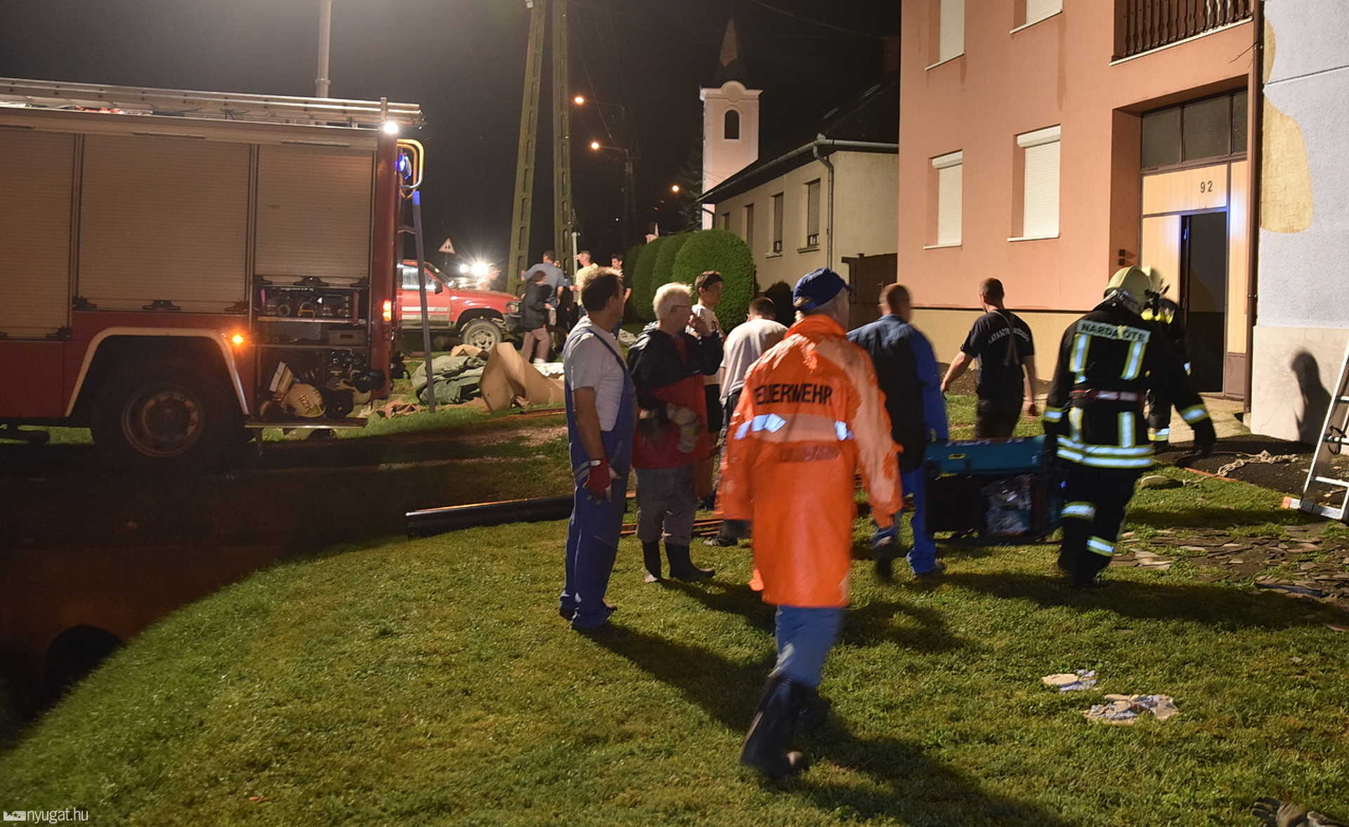 Téglapajta összedőlt, több háztető súlyosan megrongálódott Nardán
