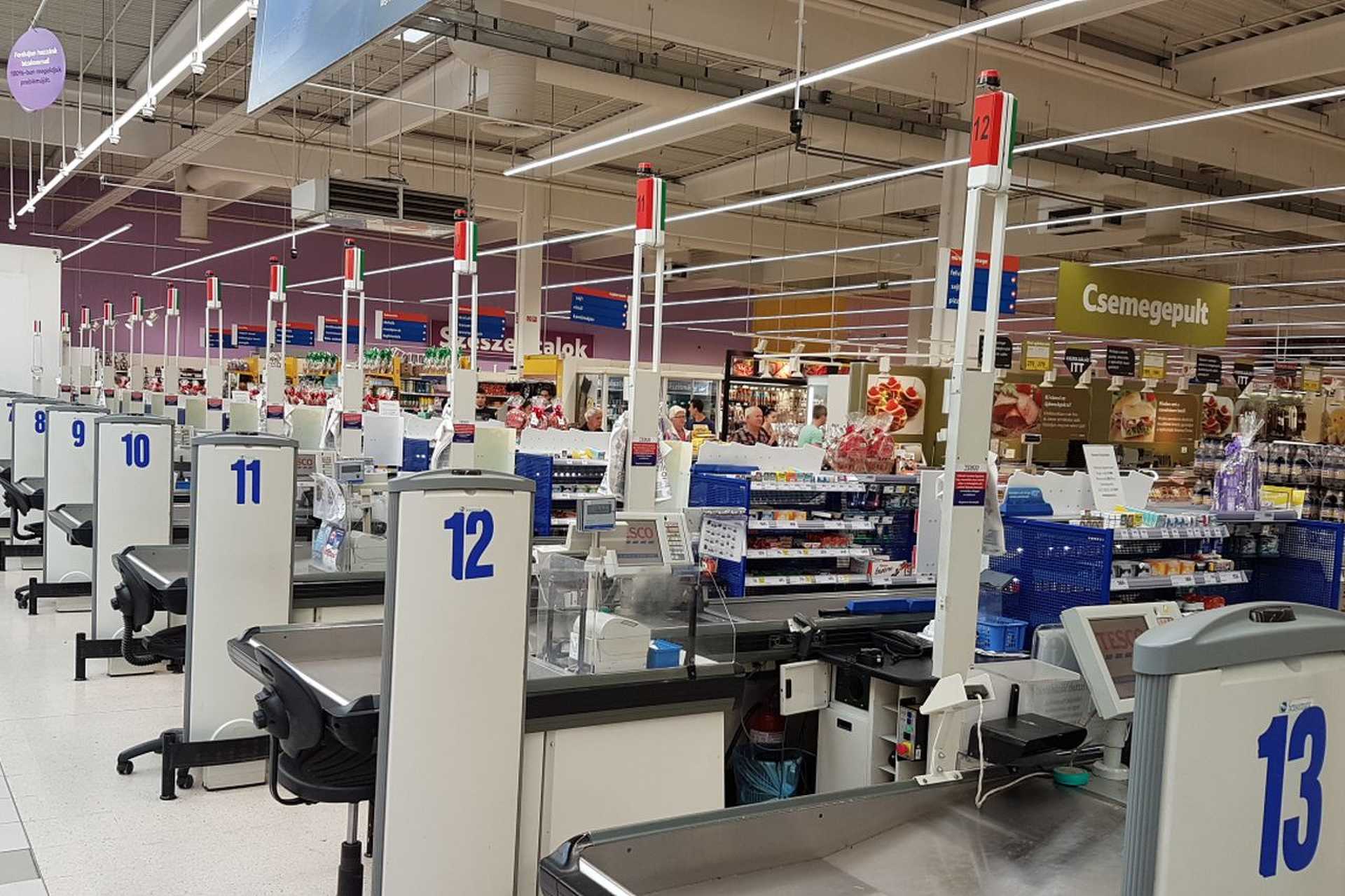 Sztrájk a szombathelyi Tescóban 