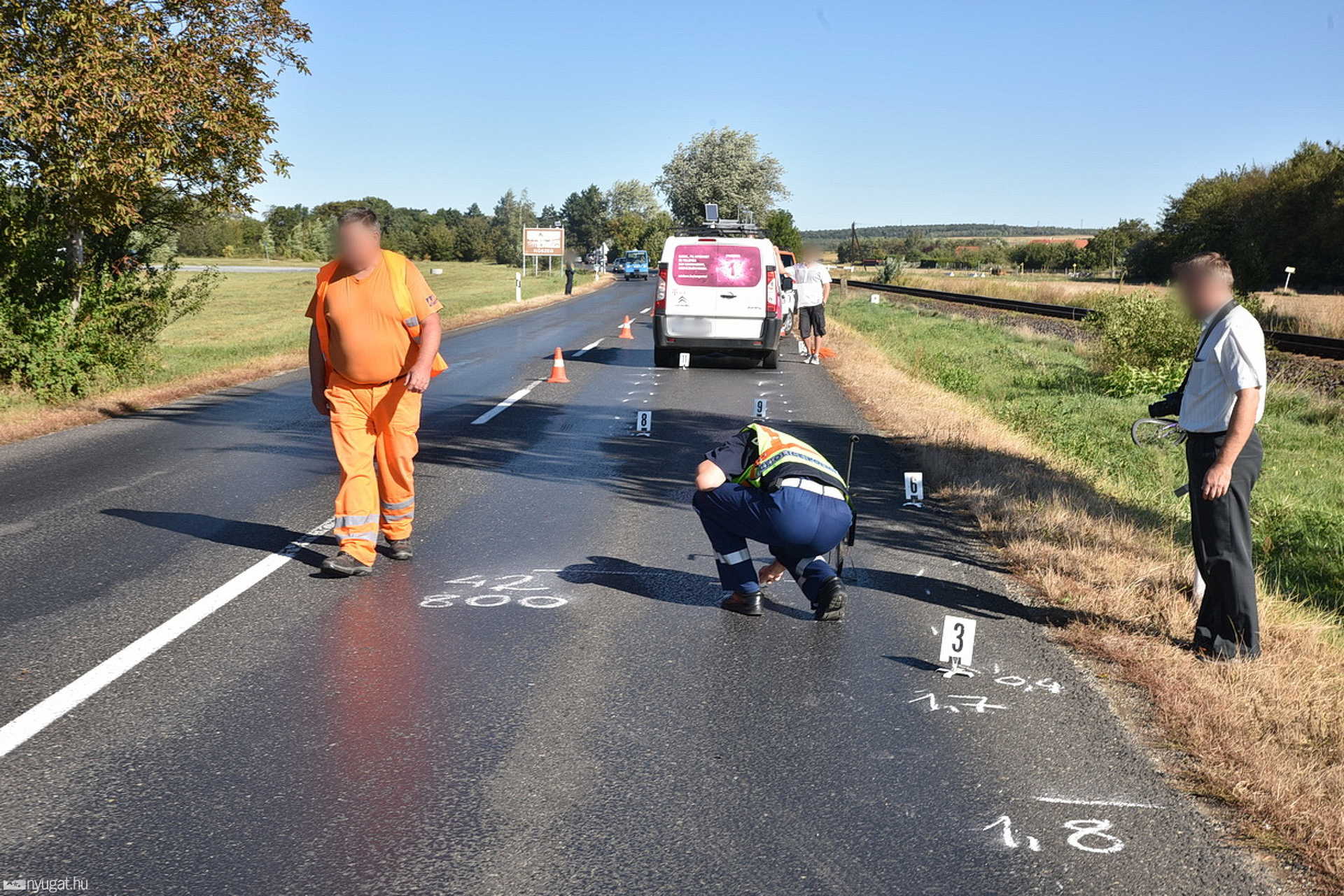 Életveszélyes sérüléseket szenvedett az Abért-tónál elütött kerékpáros
