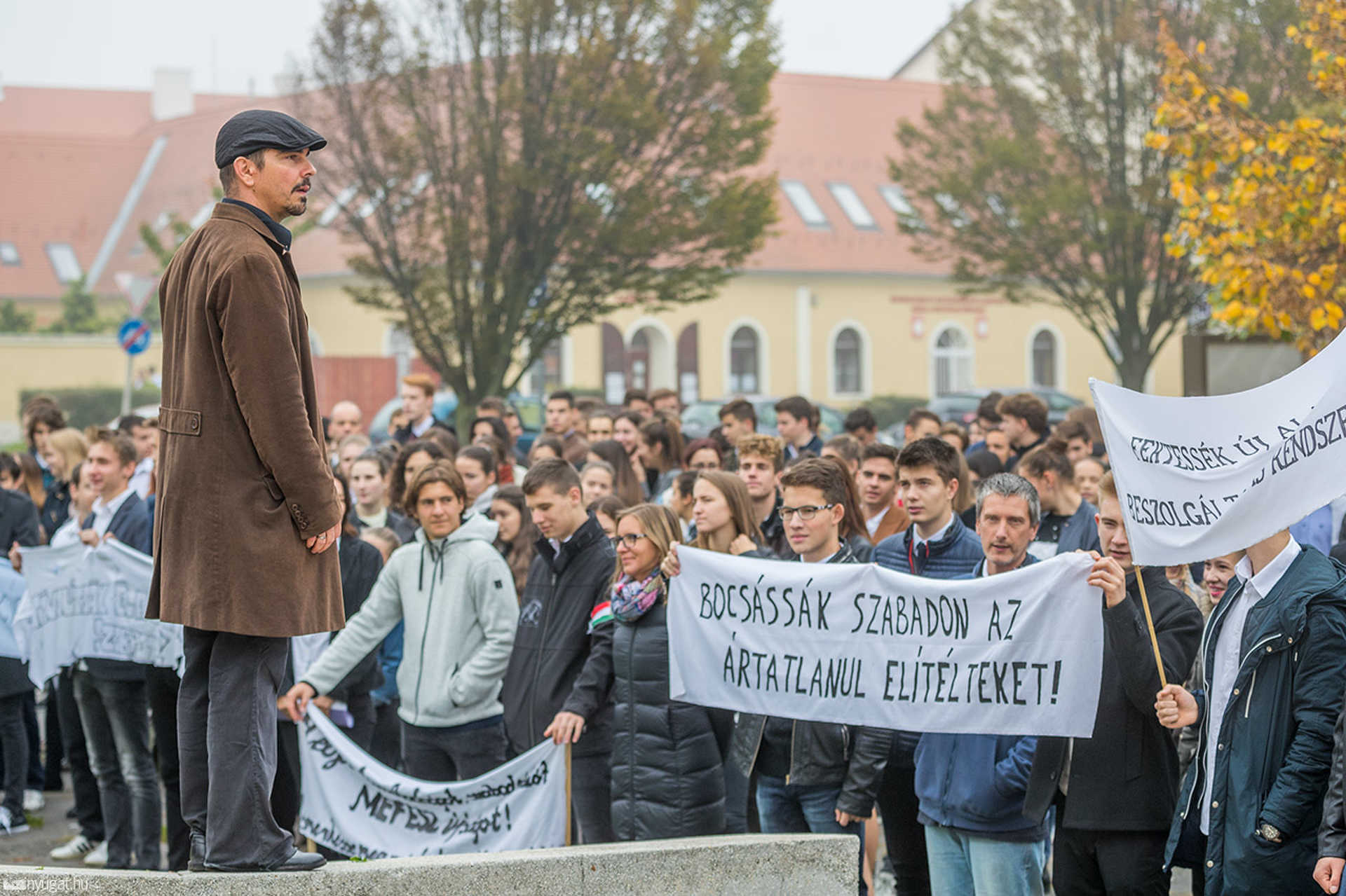 Október 23-ra emlékeztek az NLG-sek