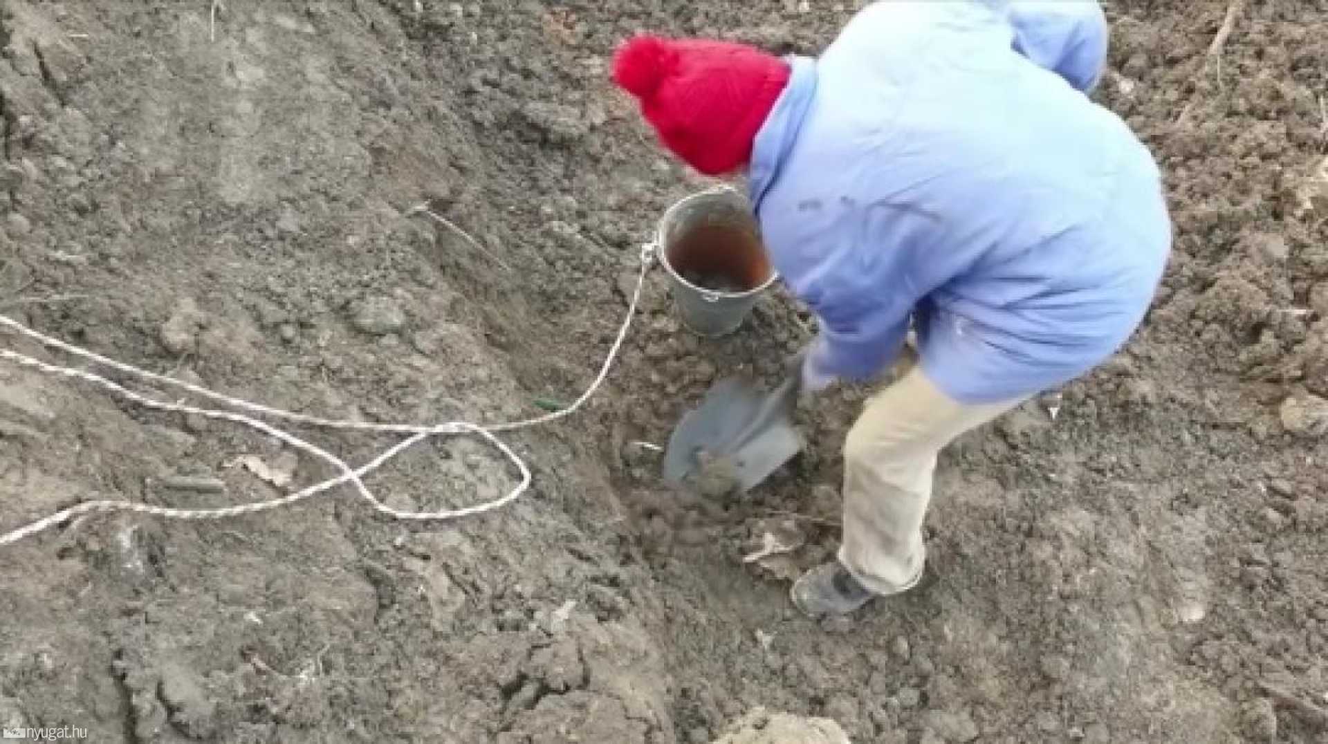 Az első ásónyomok a Föld túloldala felé...