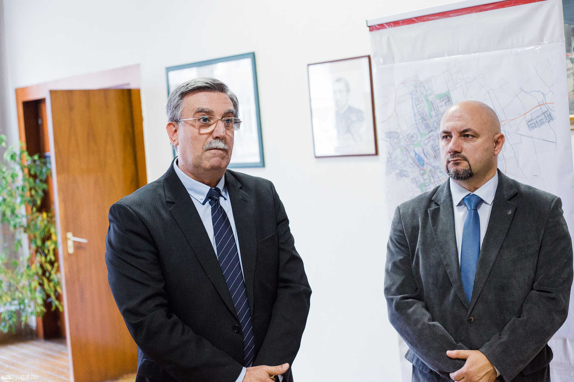 A baloldali frakció sajtótájékoztatója